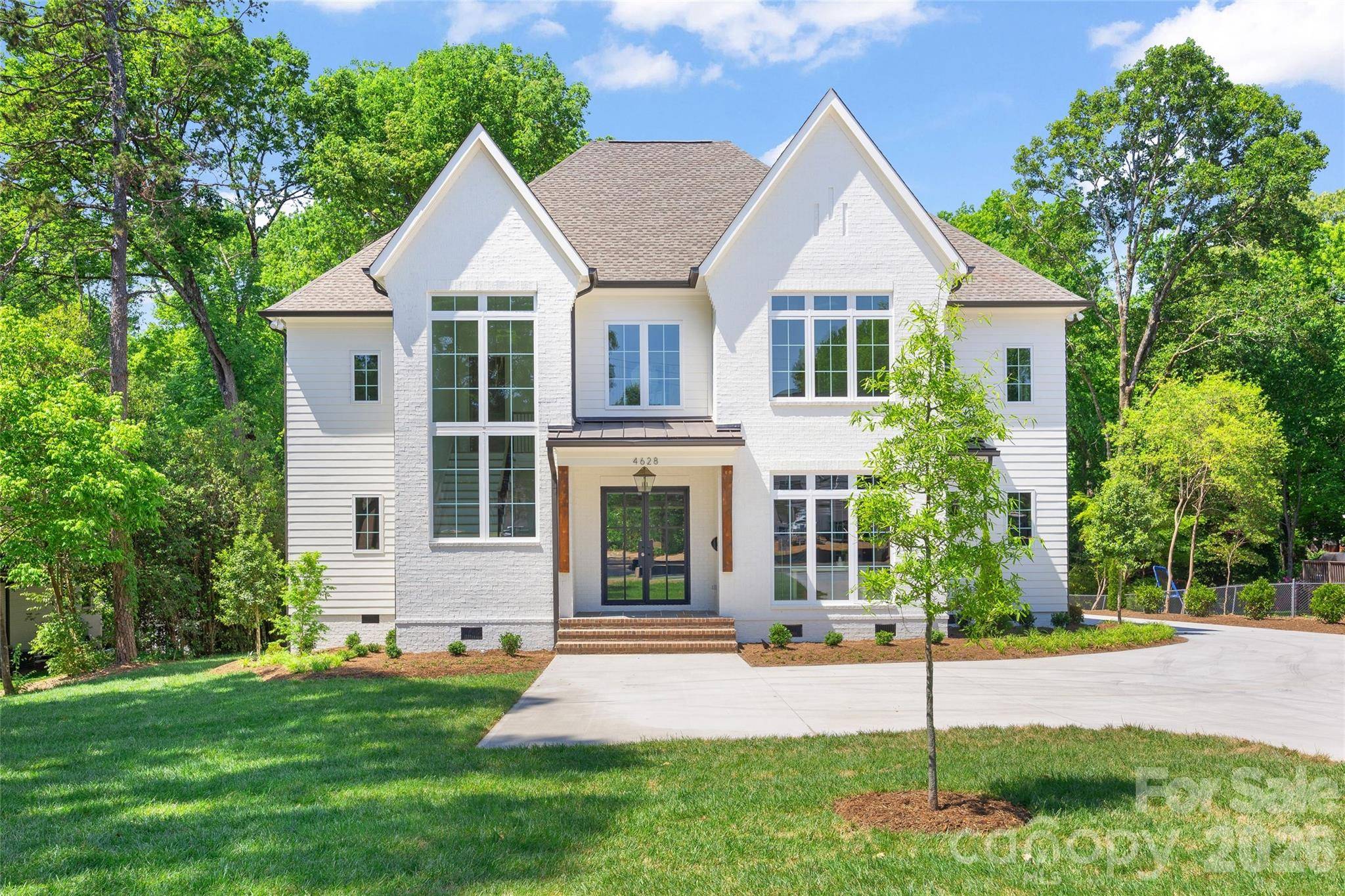 4628 Water Oak RD, Charlotte, NC 28211
