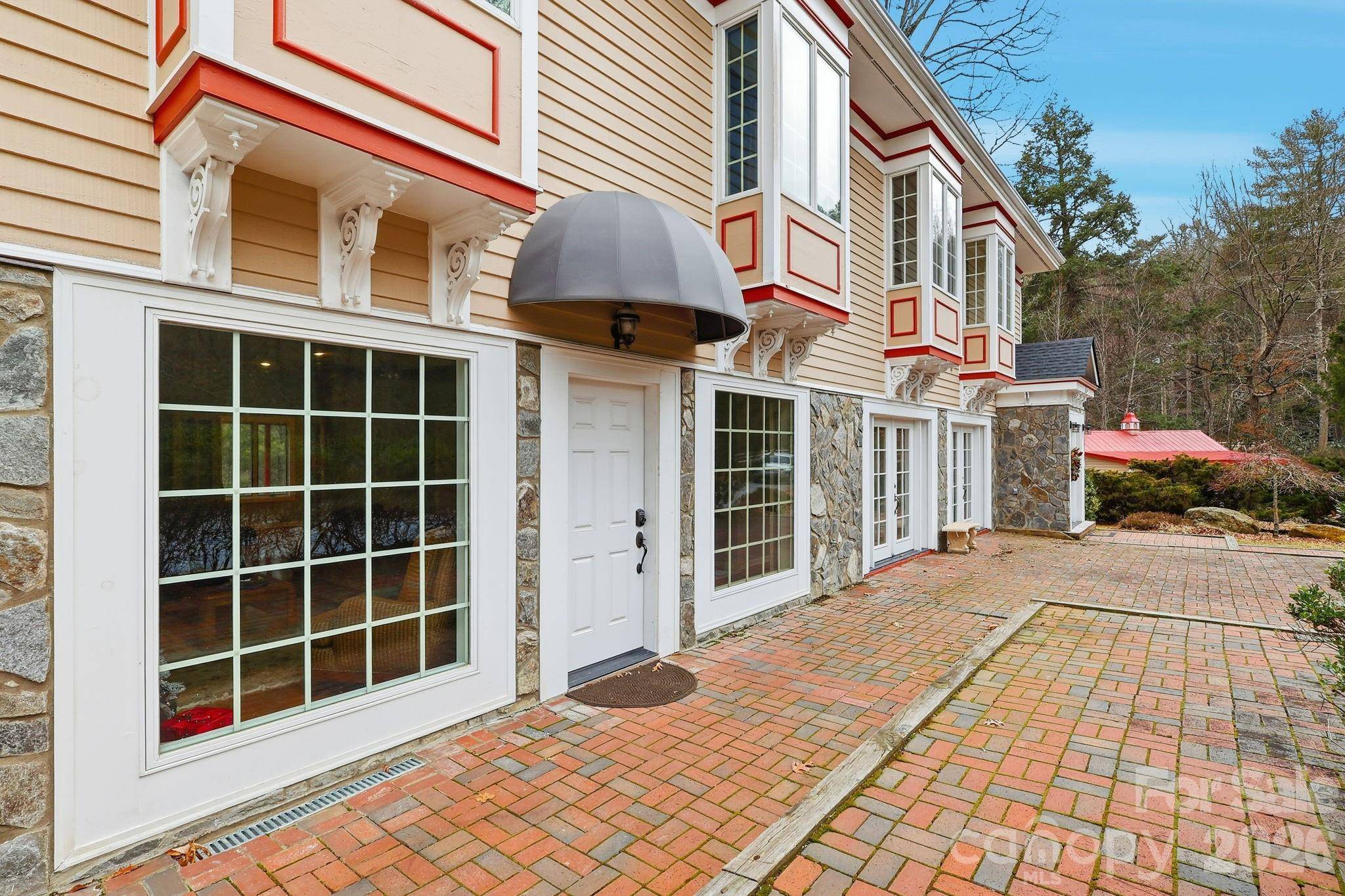 1644 Broadstone RD, Banner Elk, NC 28604
