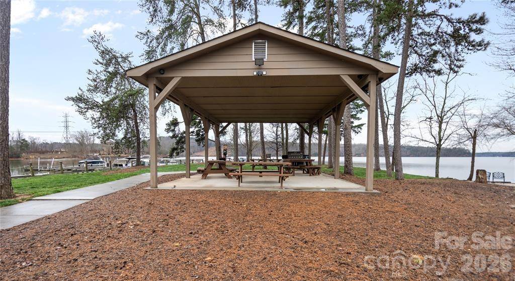 1112 Verdant Ridge CIR, Belmont, NC 28012