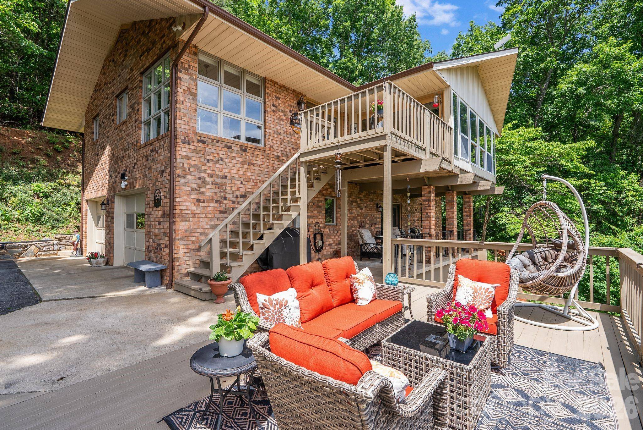 60 Little Creek DR, Canton, NC 28716