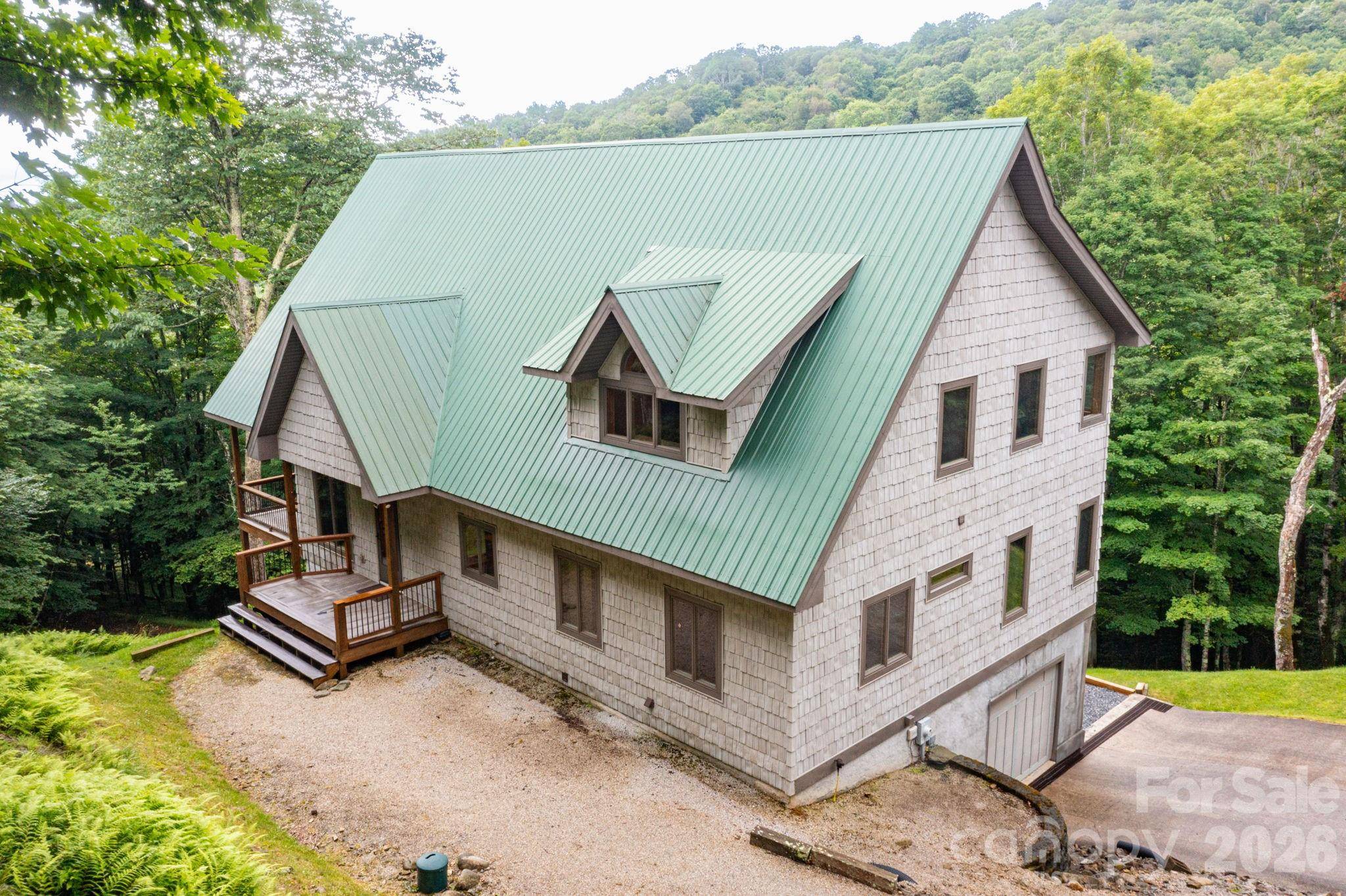 155 Mule Trail DR, Bakersville, NC 28705