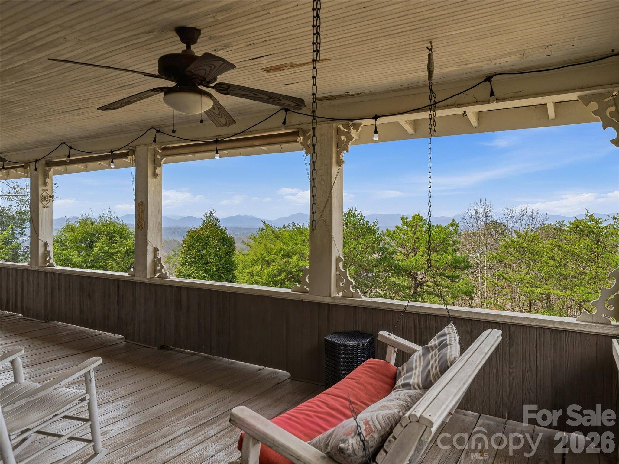 3 Perrion AVE, Weaverville, NC 28787