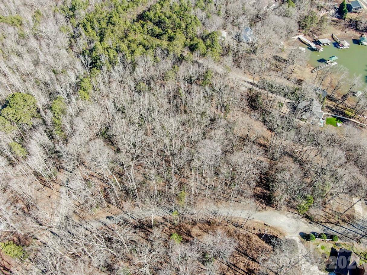 1348 Sir Edward CT, Catawba, NC 28609