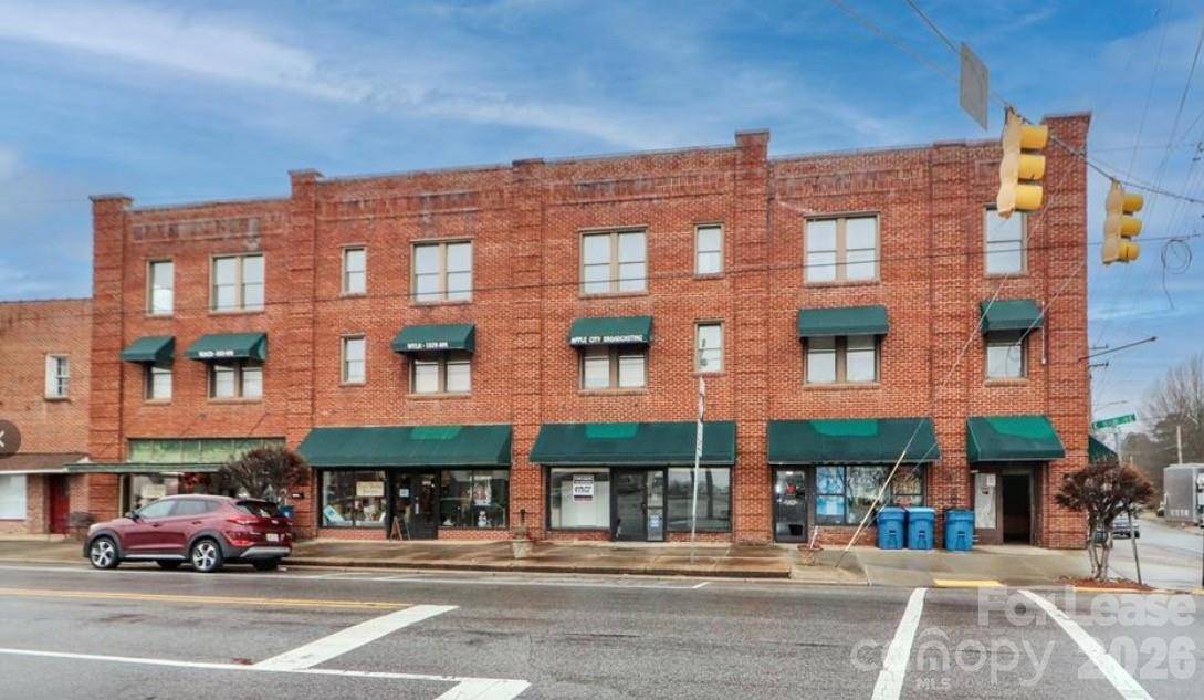21 Linneys Mountain RD, Taylorsville, NC 28681