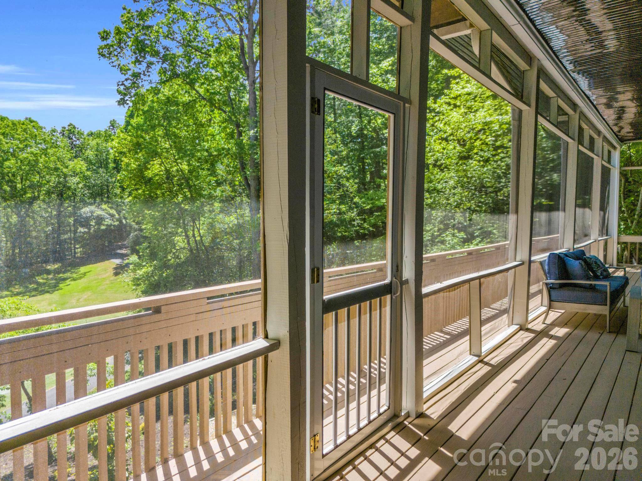 255 Gateway DR, Lake Lure, NC 28746