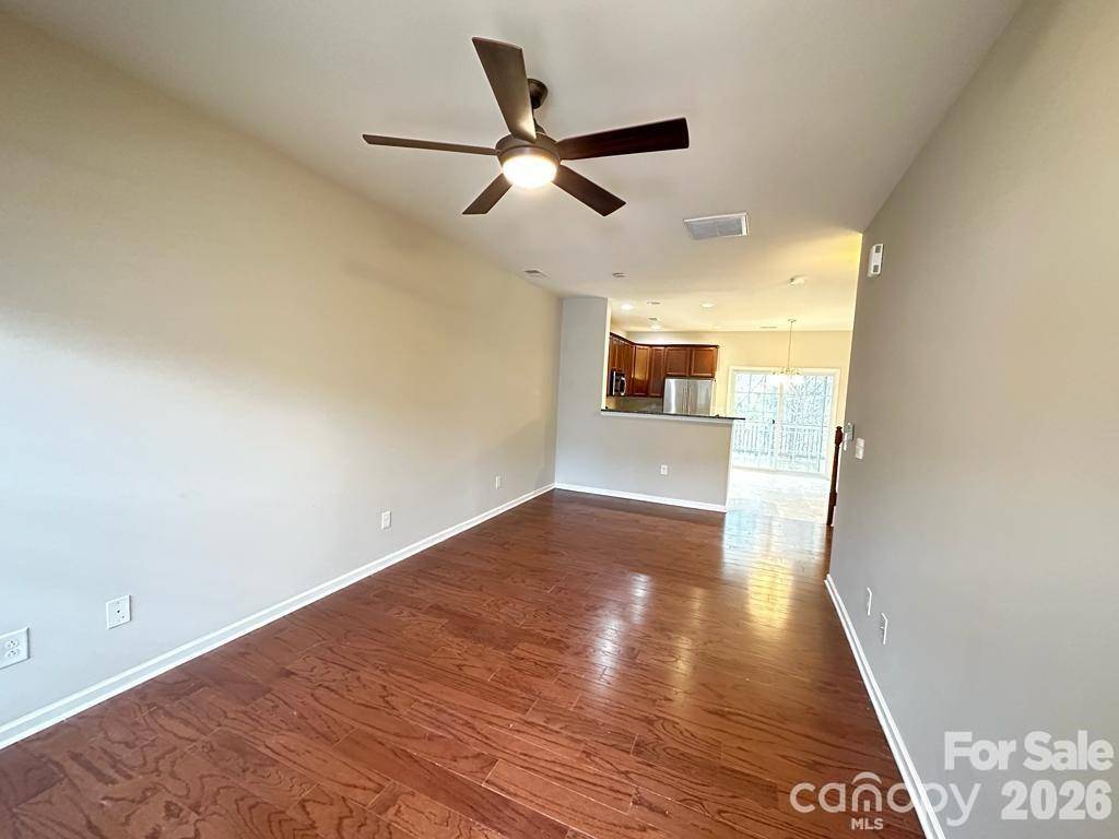 10383 Bunclody DR, Charlotte, NC 28213
