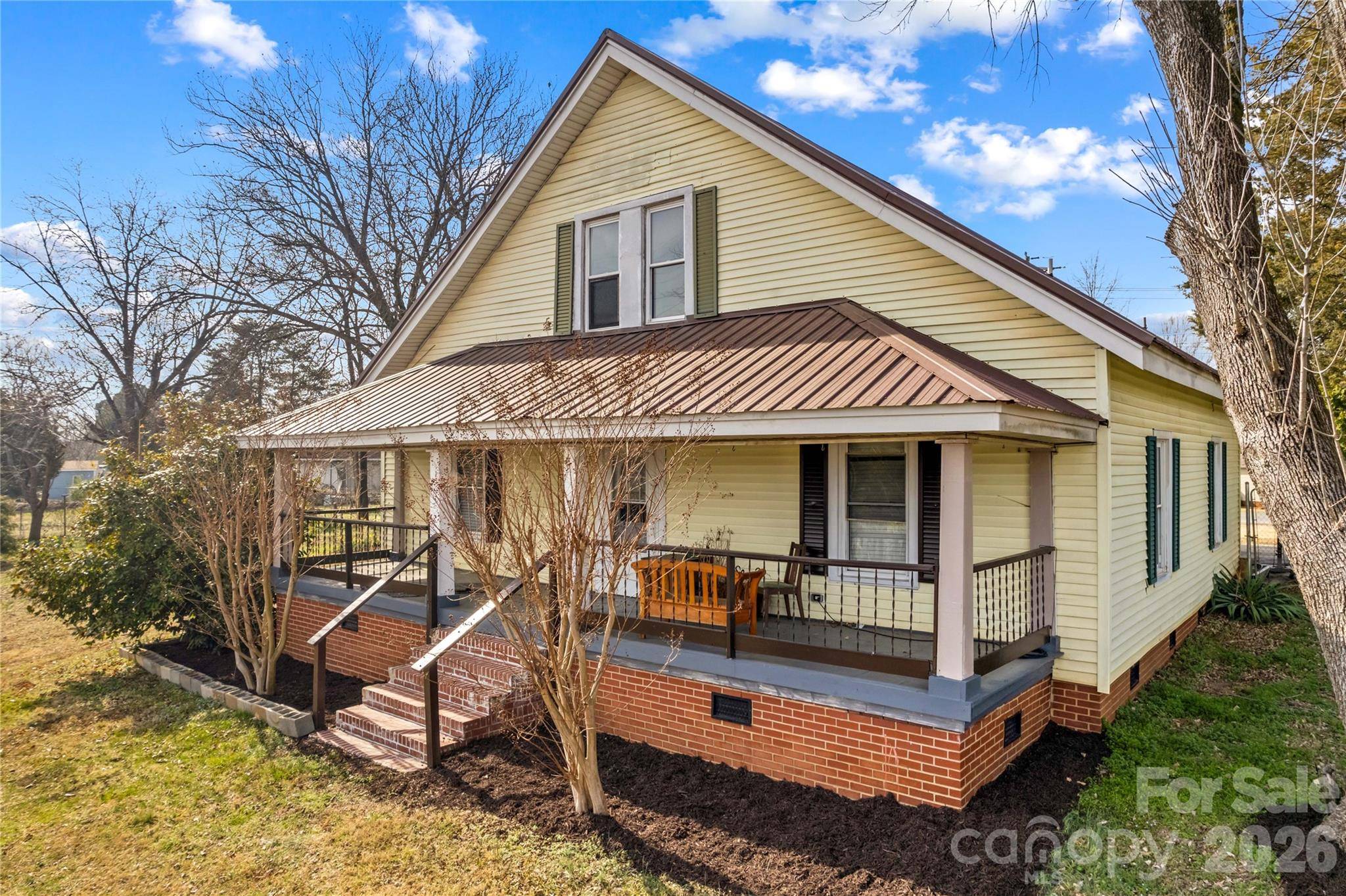 1022 Railroad AVE, China Grove, NC 28023