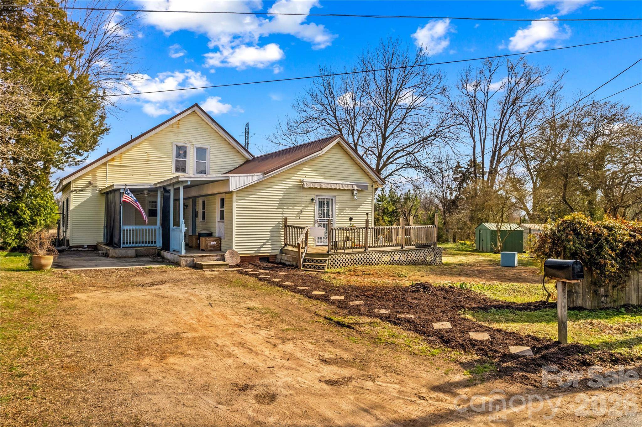 1022 Railroad AVE, China Grove, NC 28023