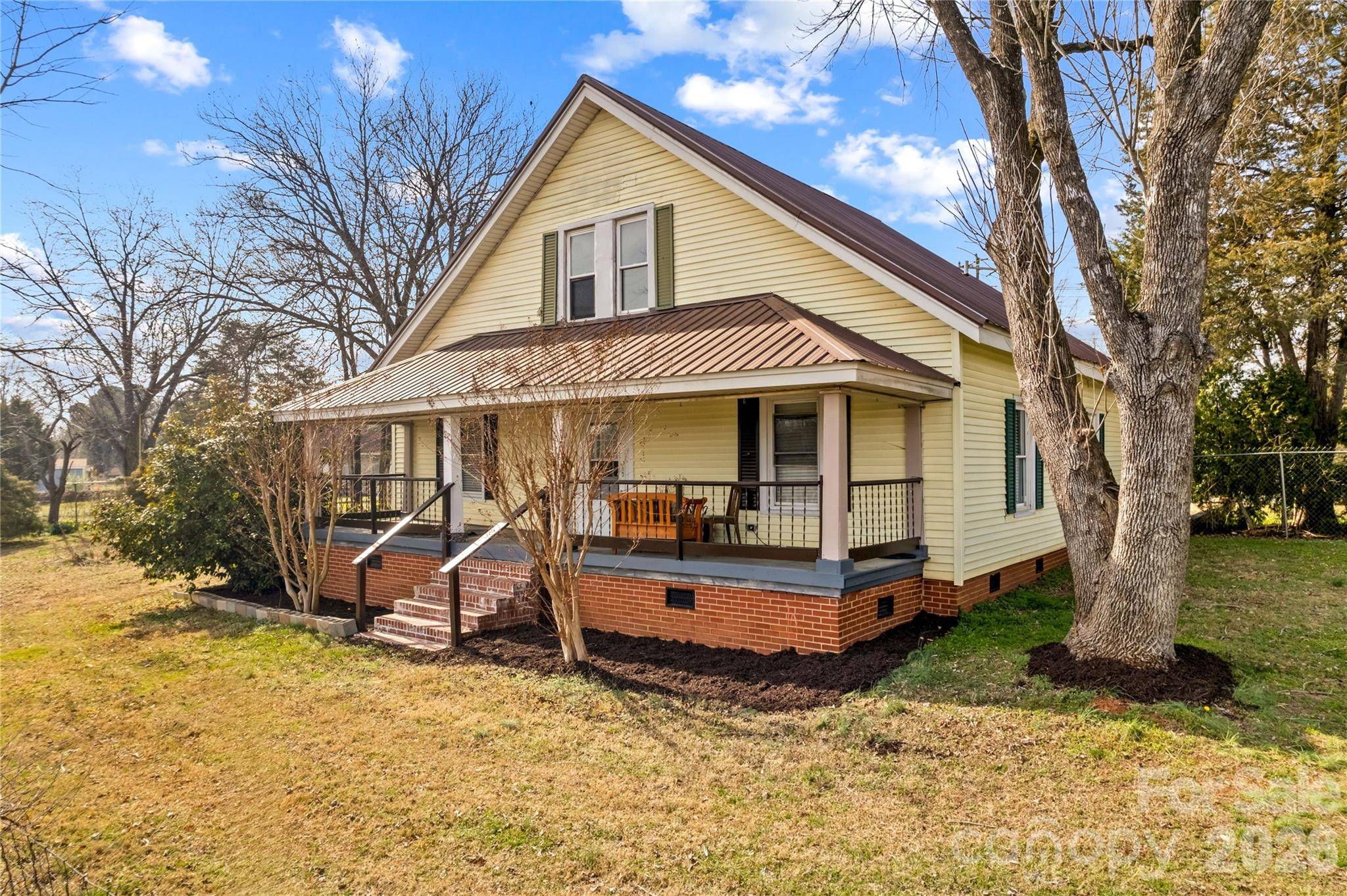 1022 Railroad AVE, China Grove, NC 28023