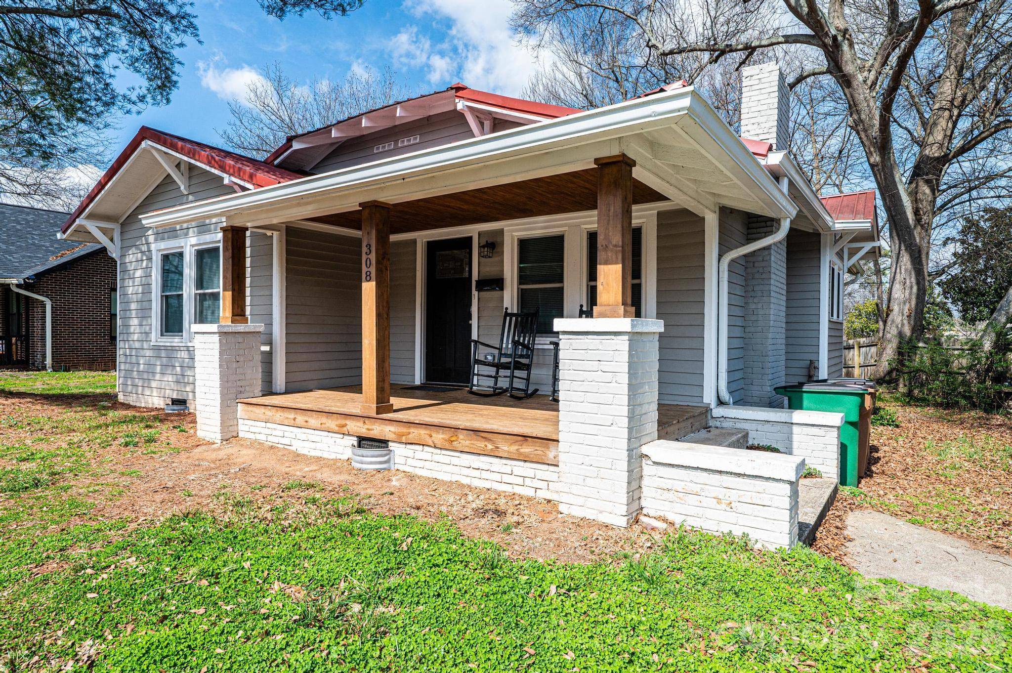 308 W sycamore ST, Lincolnton, NC 28092