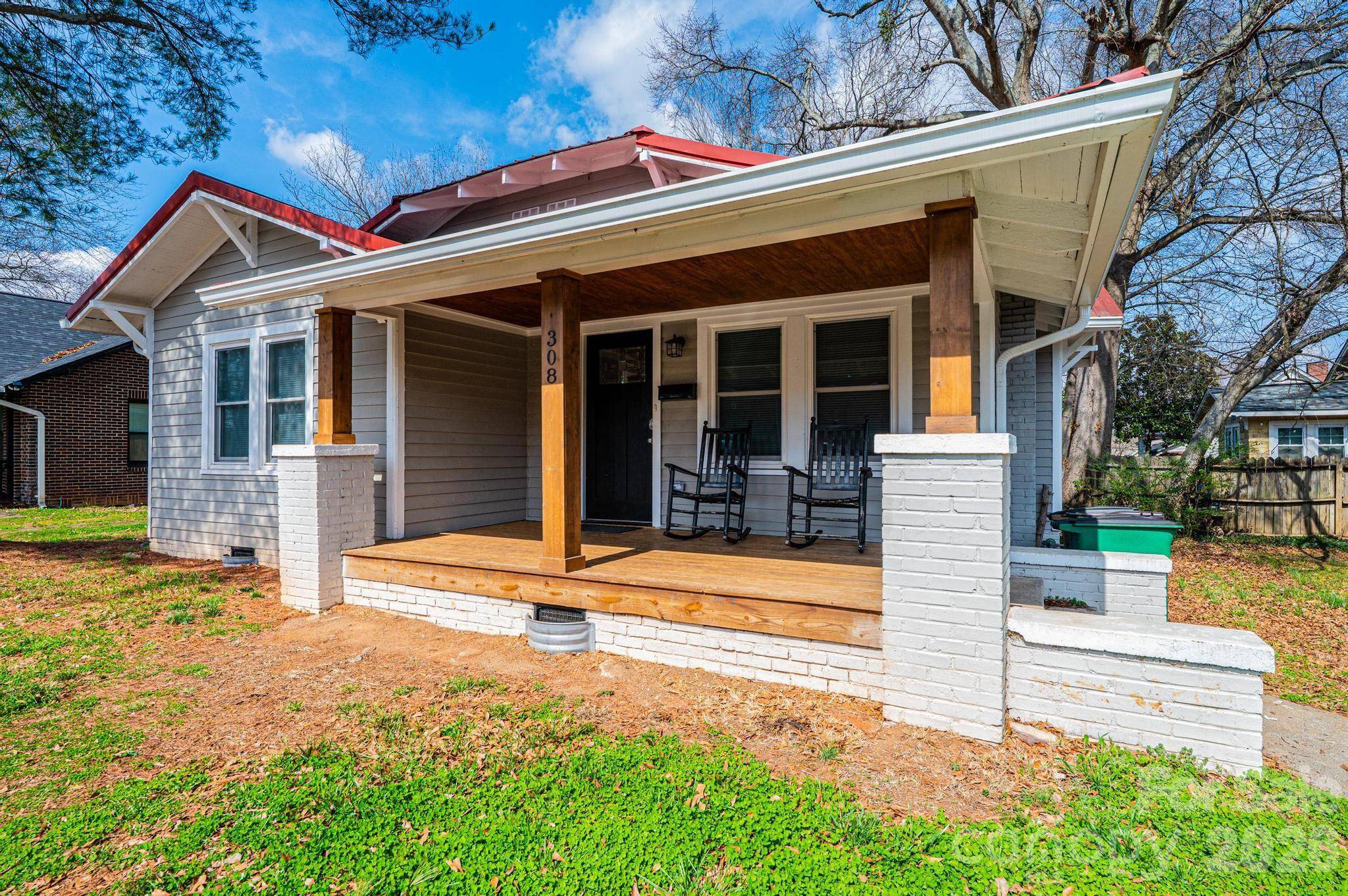 308 W sycamore ST, Lincolnton, NC 28092