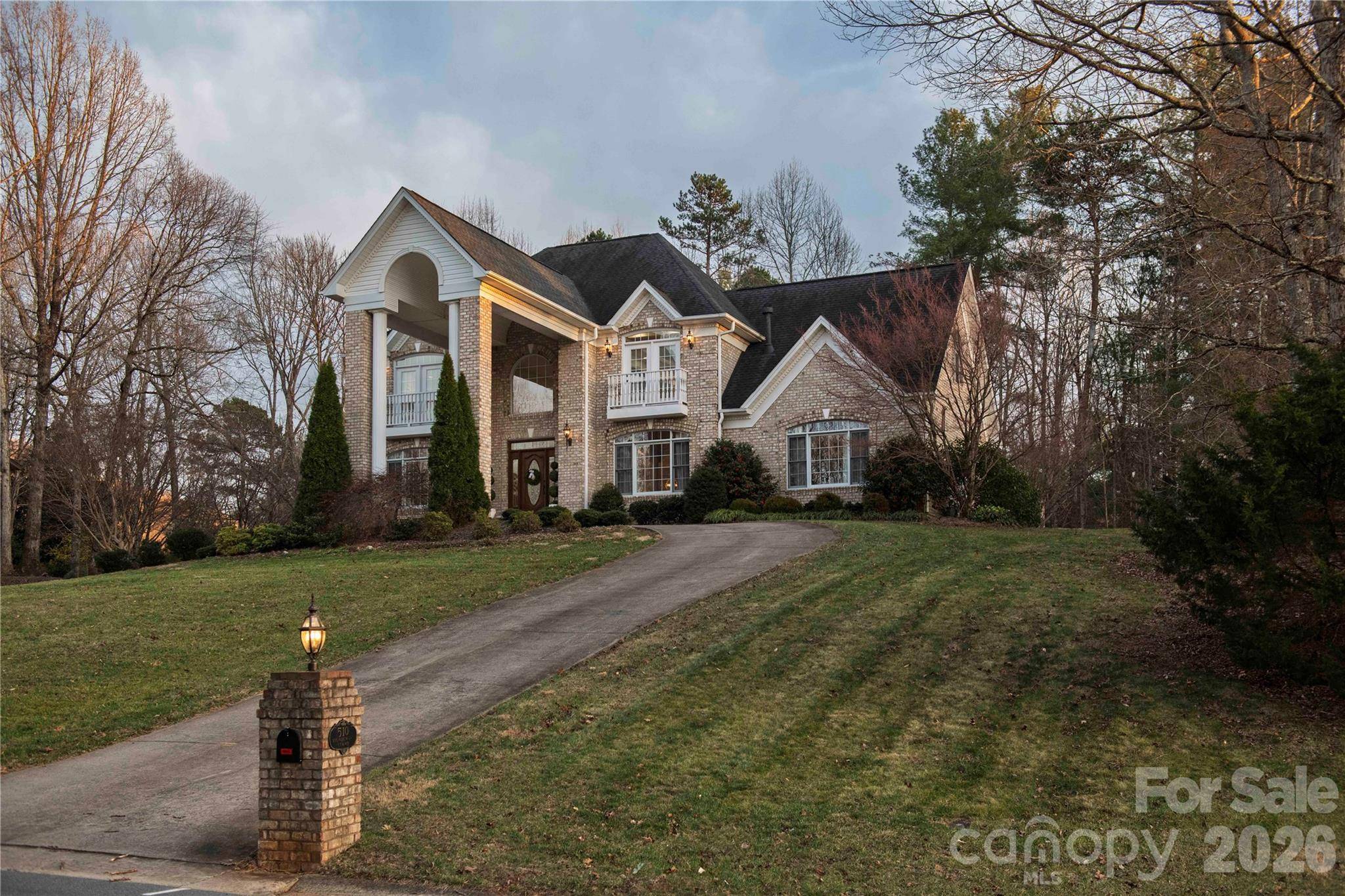 510 SE Stonecroft CT SE #32, Lenoir, NC 28645