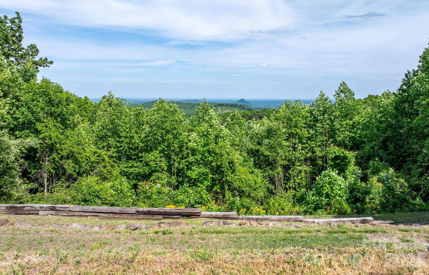 2184 Pine Mountain DR, Connelly Springs, NC 28612
