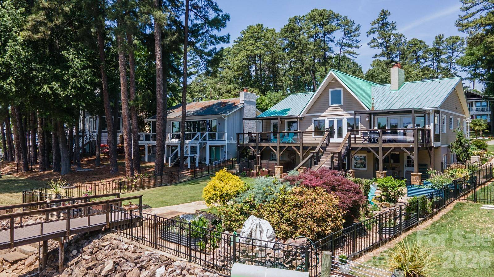 20919 Island Forest DR, Cornelius, NC 28031