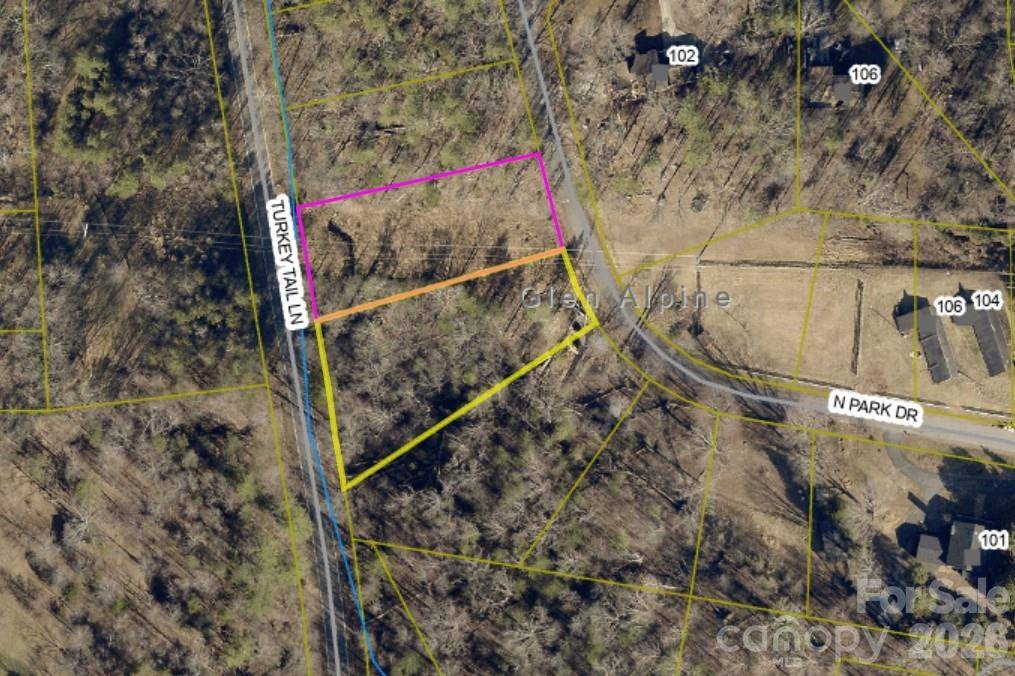 109 Turkey Tail LN #8 & 10, Morganton, NC 28655