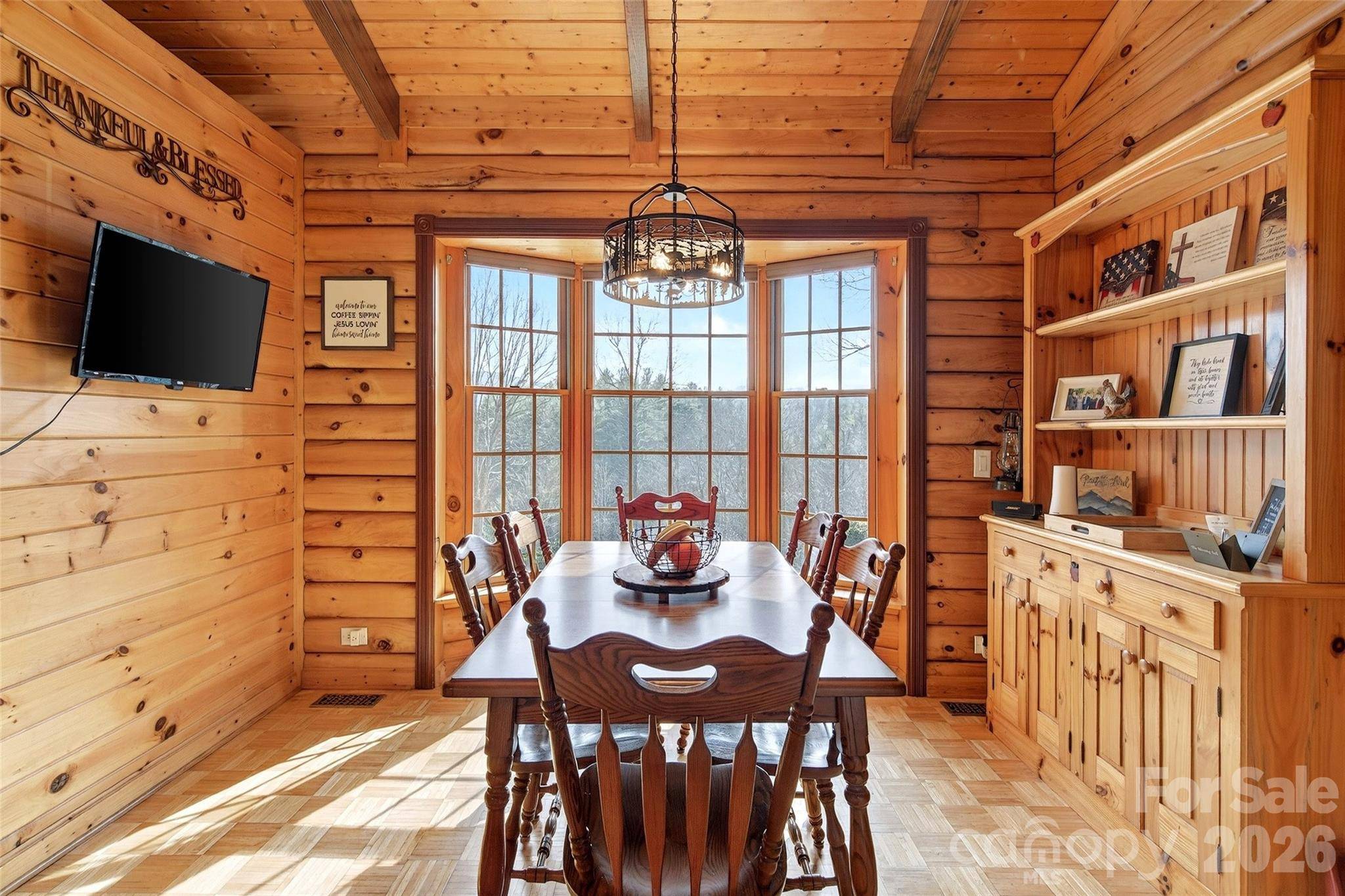 542 Allen Mountain LN, Spruce Pine, NC 28777