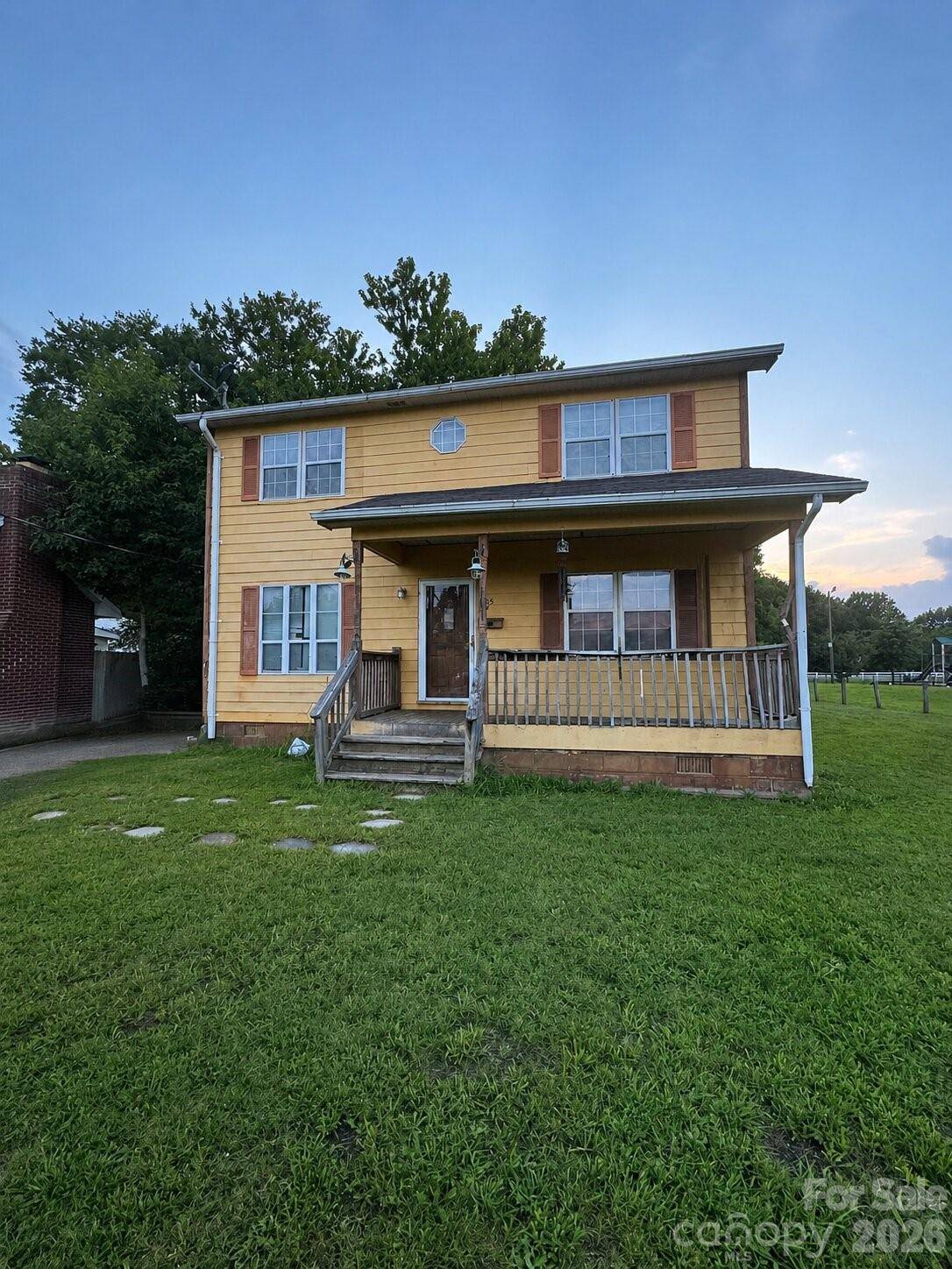305 Mobley ST, Clover, SC 29710