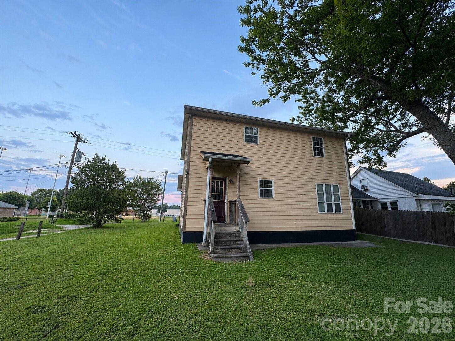 305 Mobley ST, Clover, SC 29710