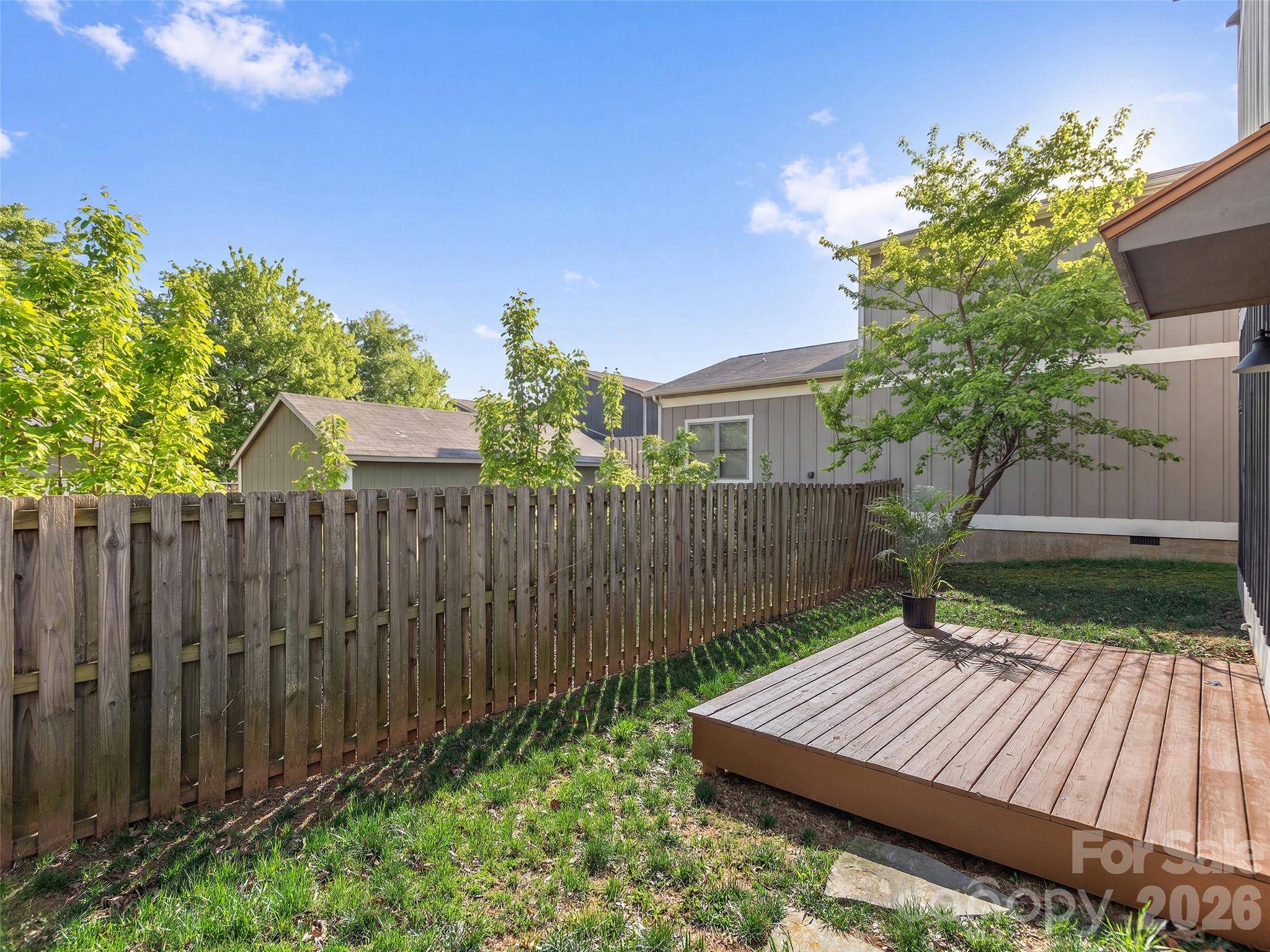 4 Grinnell ST, Asheville, NC 28806