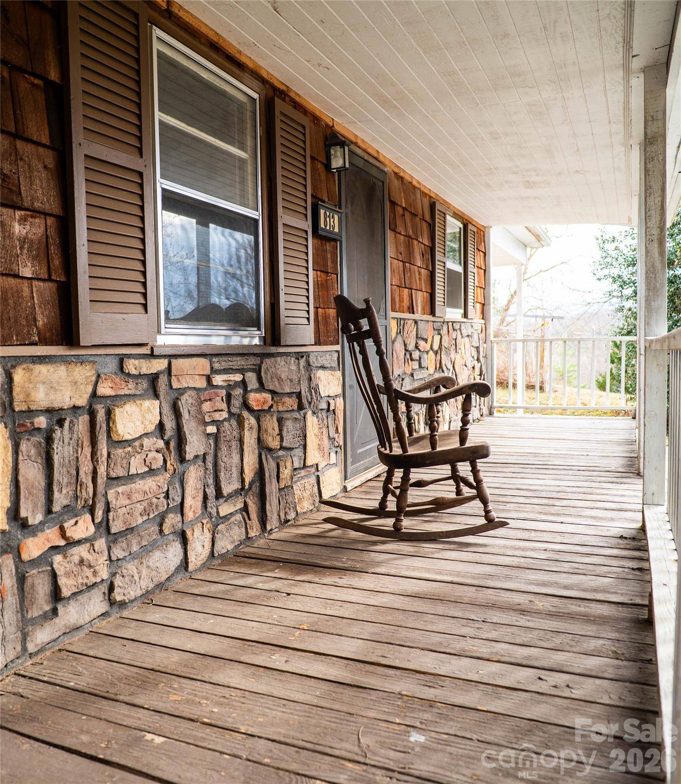 813 Severt CIR NE, Lenoir, NC 28645