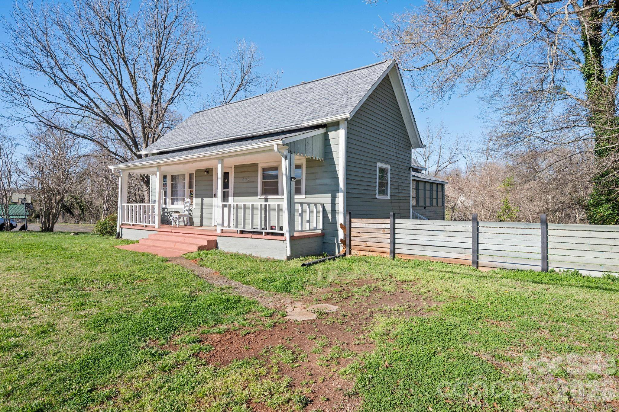 192 Spencer ST, Ellenboro, NC 28160
