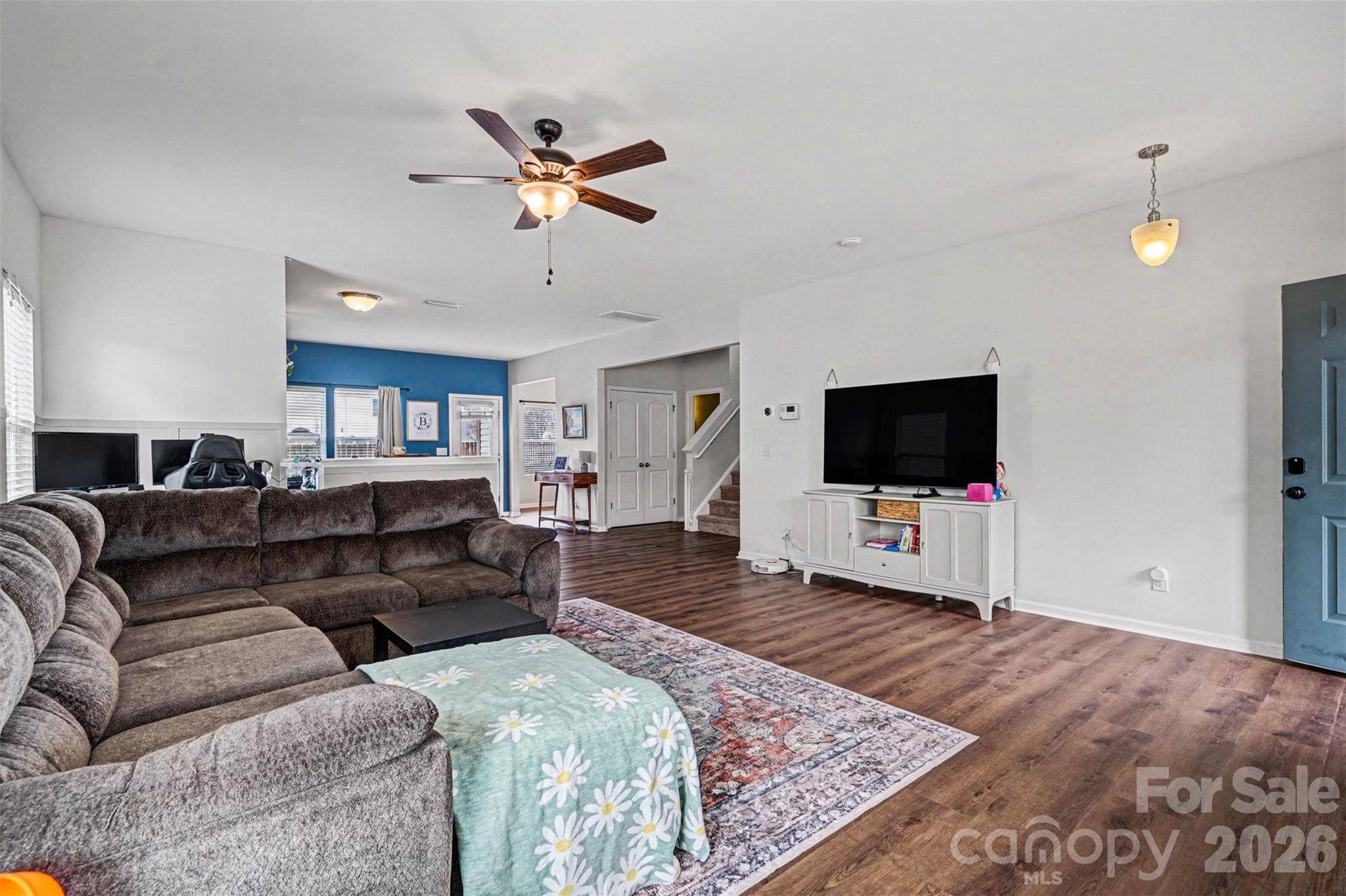 2419 Impatien DR, Charlotte, NC 28215