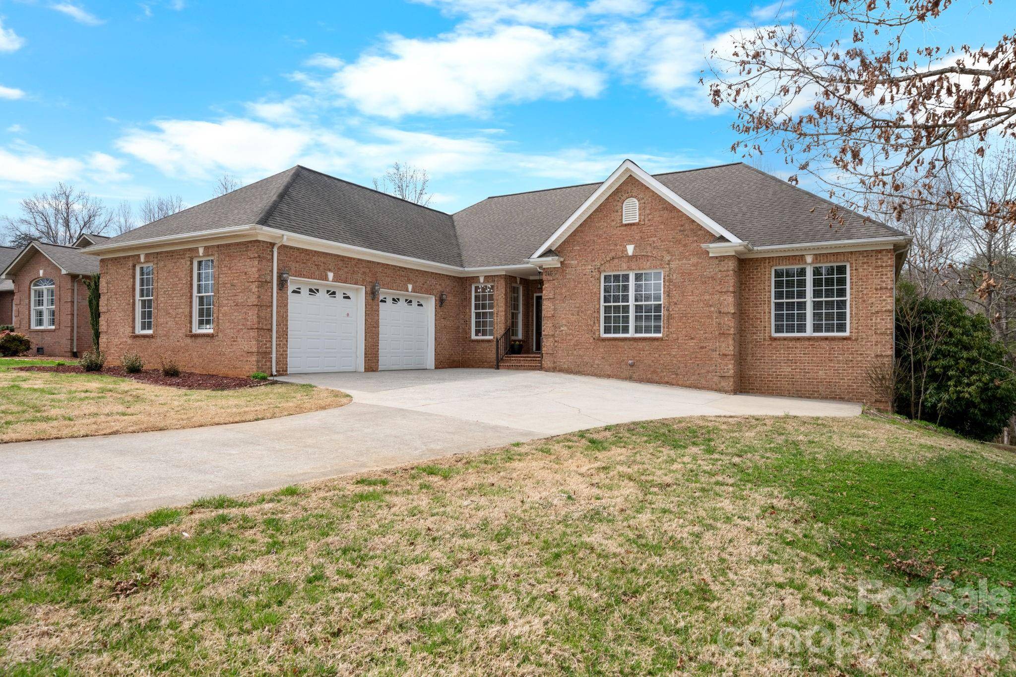 215 Browning DR, Taylorsville, NC 28681
