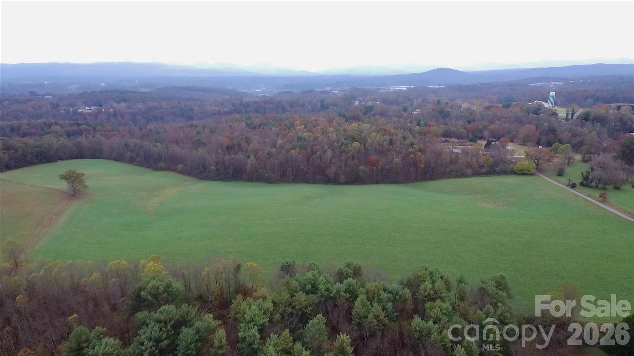 000 Snow Drift LN, North Wilkesboro, NC 28659