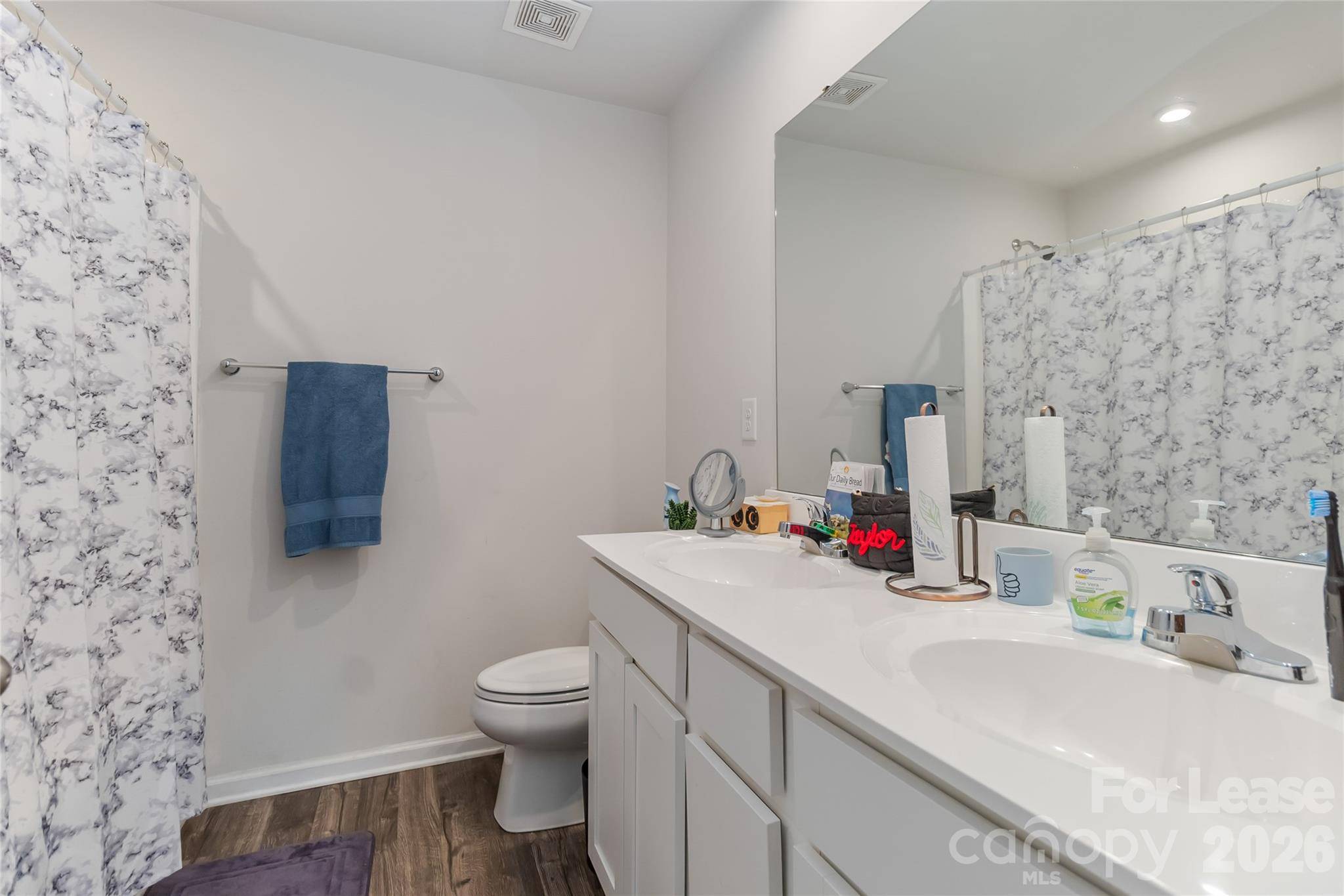 5048 Downhaul DR, Charlotte, NC 28269