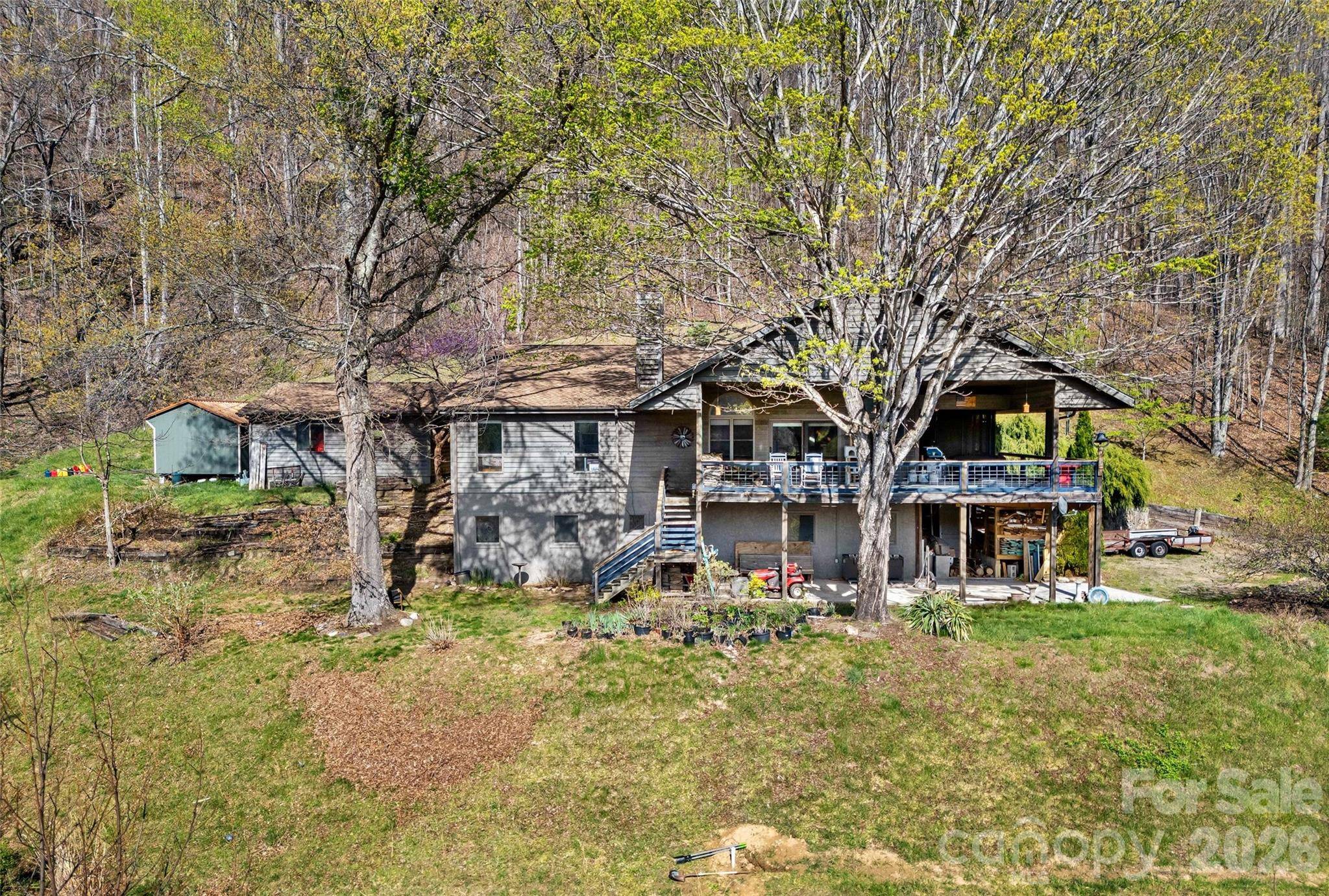 311 Pisgah Mine RD, Burnsville, NC 28714