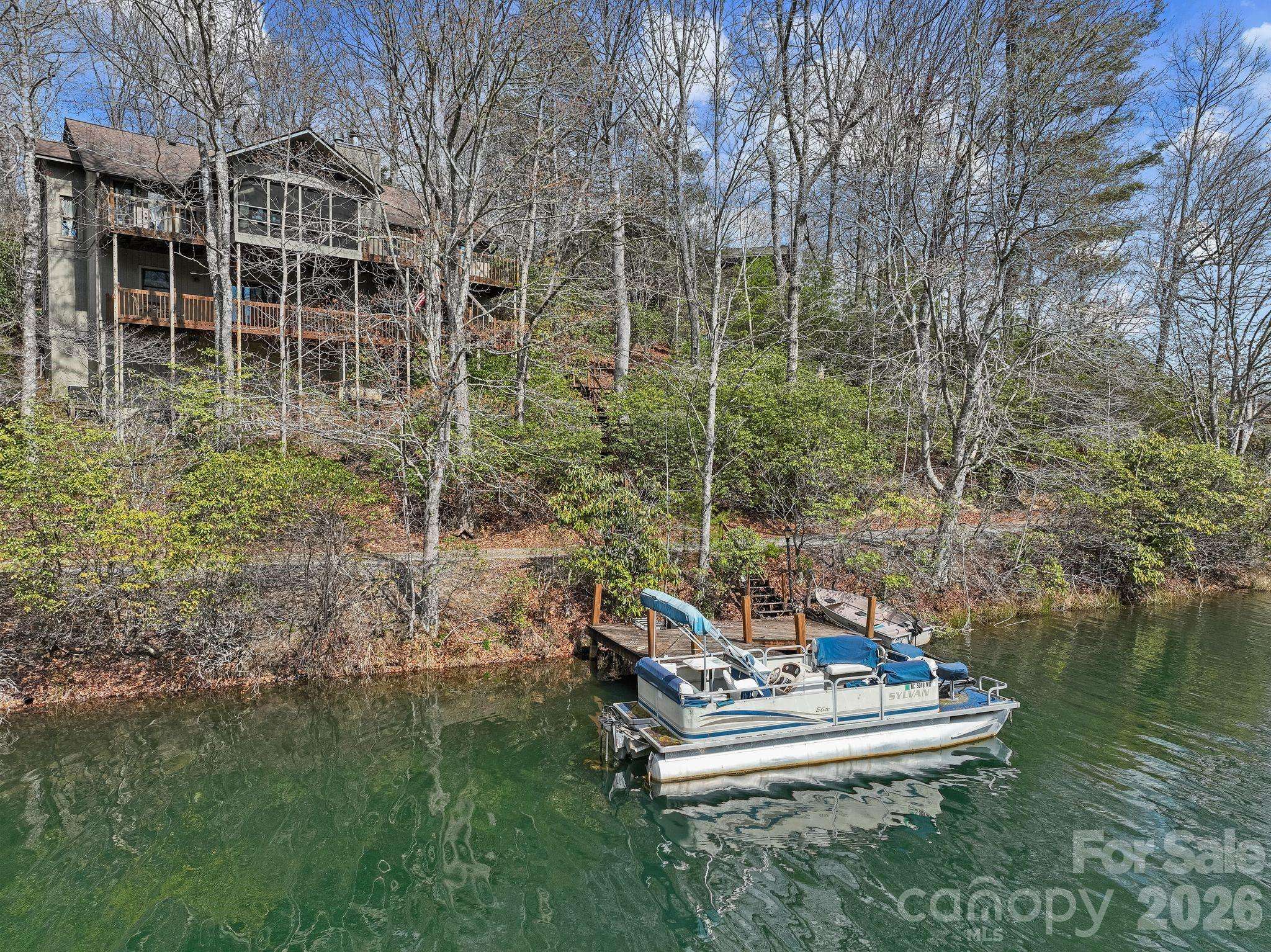306 S Sequoyah LN, Brevard, NC 28712