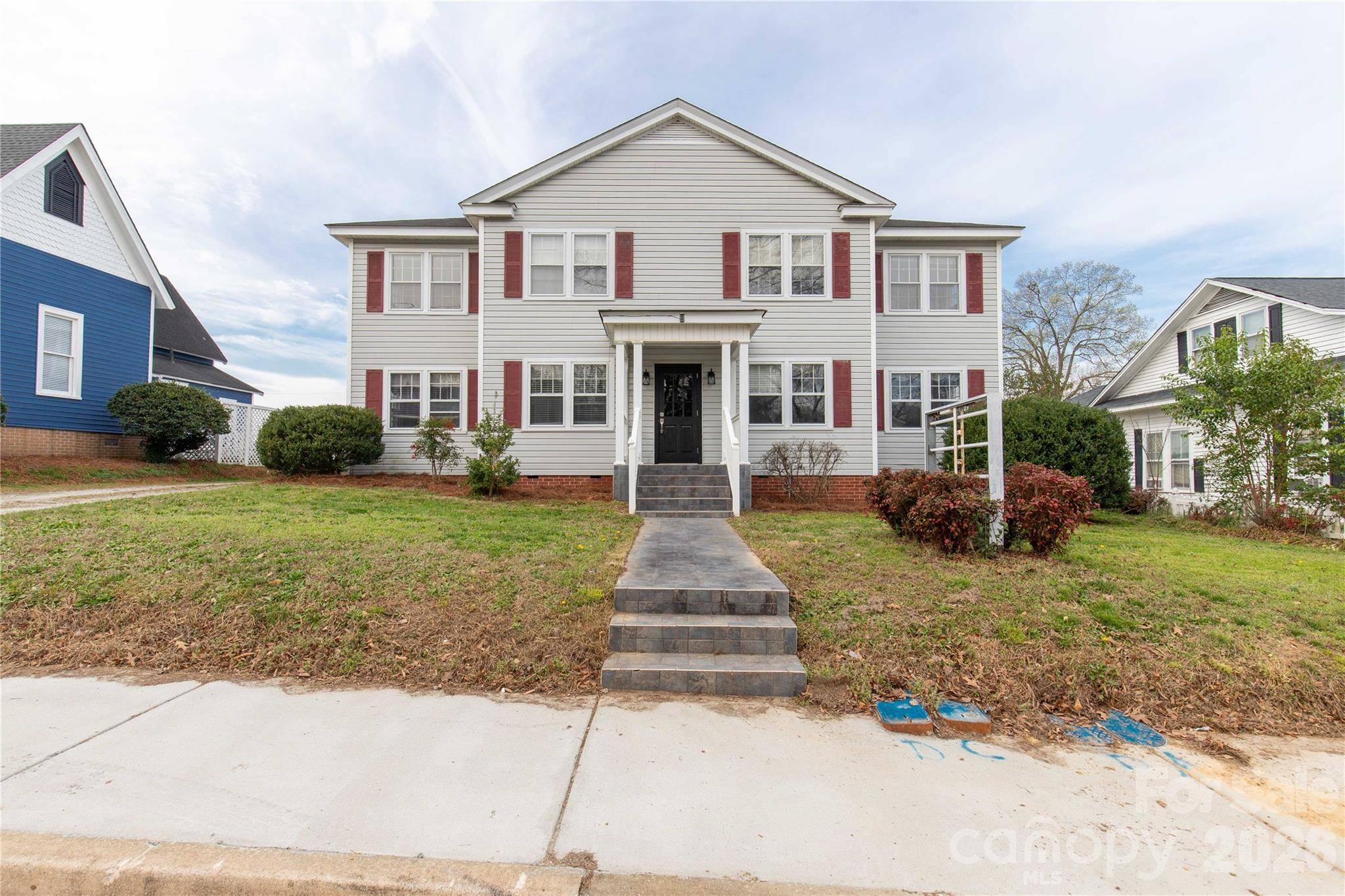 302 N White ST, Lancaster, SC 29720