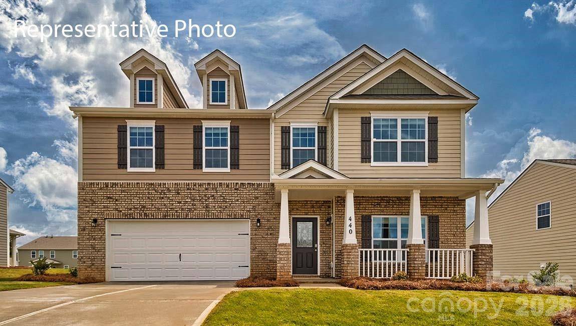 2015 Moorside CT, Lancaster, SC 29720