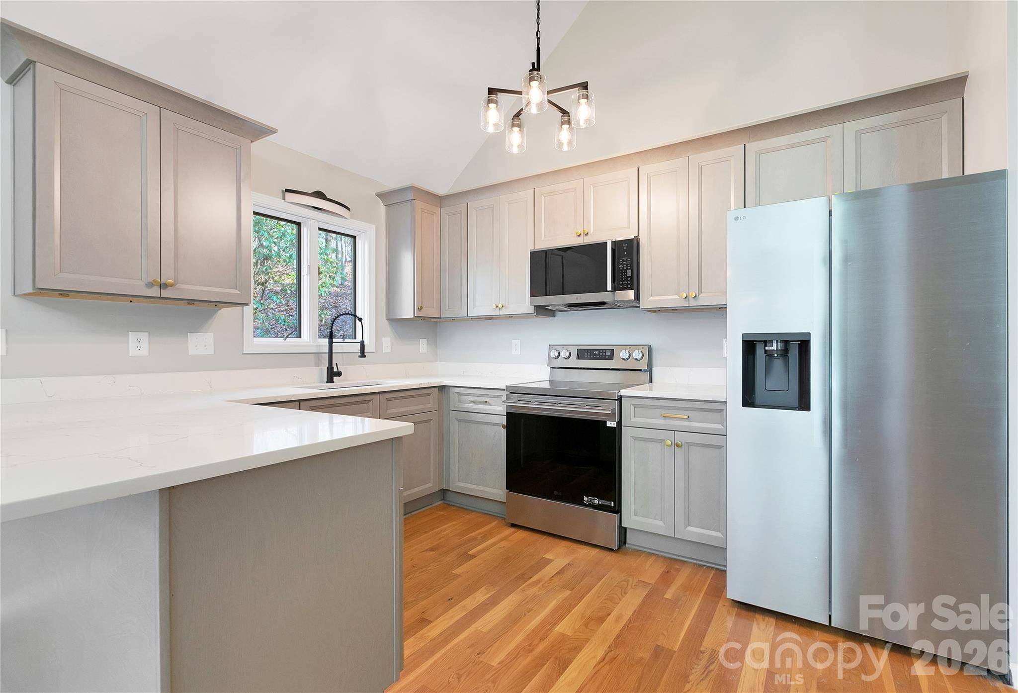 3814 Connestee TRL, Brevard, NC 28712