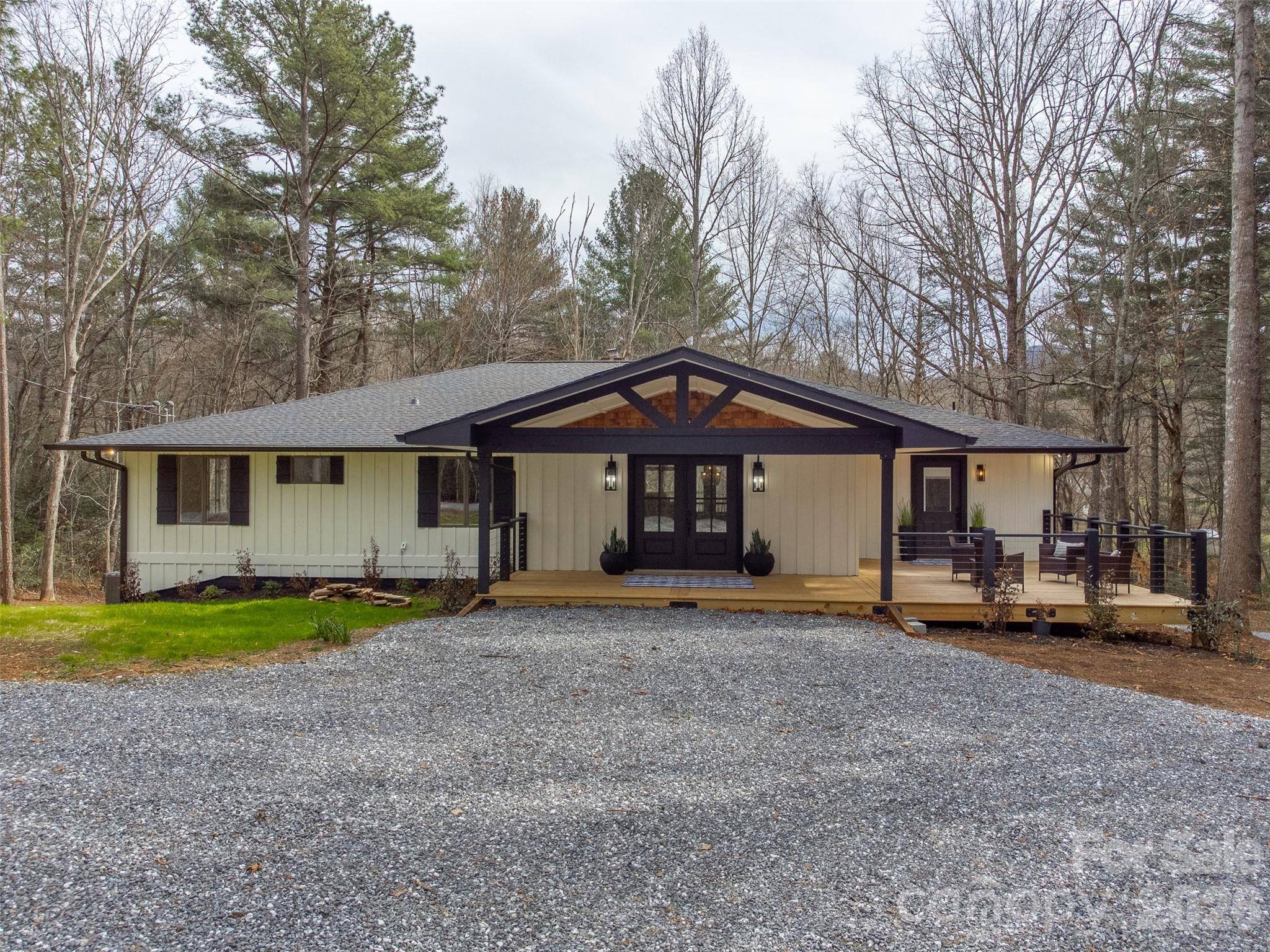 323 Mashburn Branch RD, Franklin, NC 28734