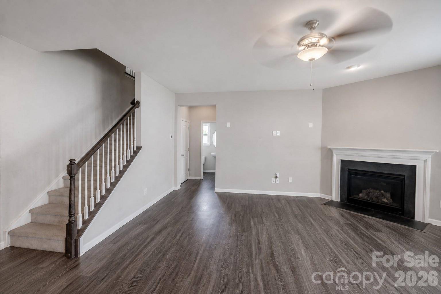 4320 Staffordshire LN, Charlotte, NC 28213
