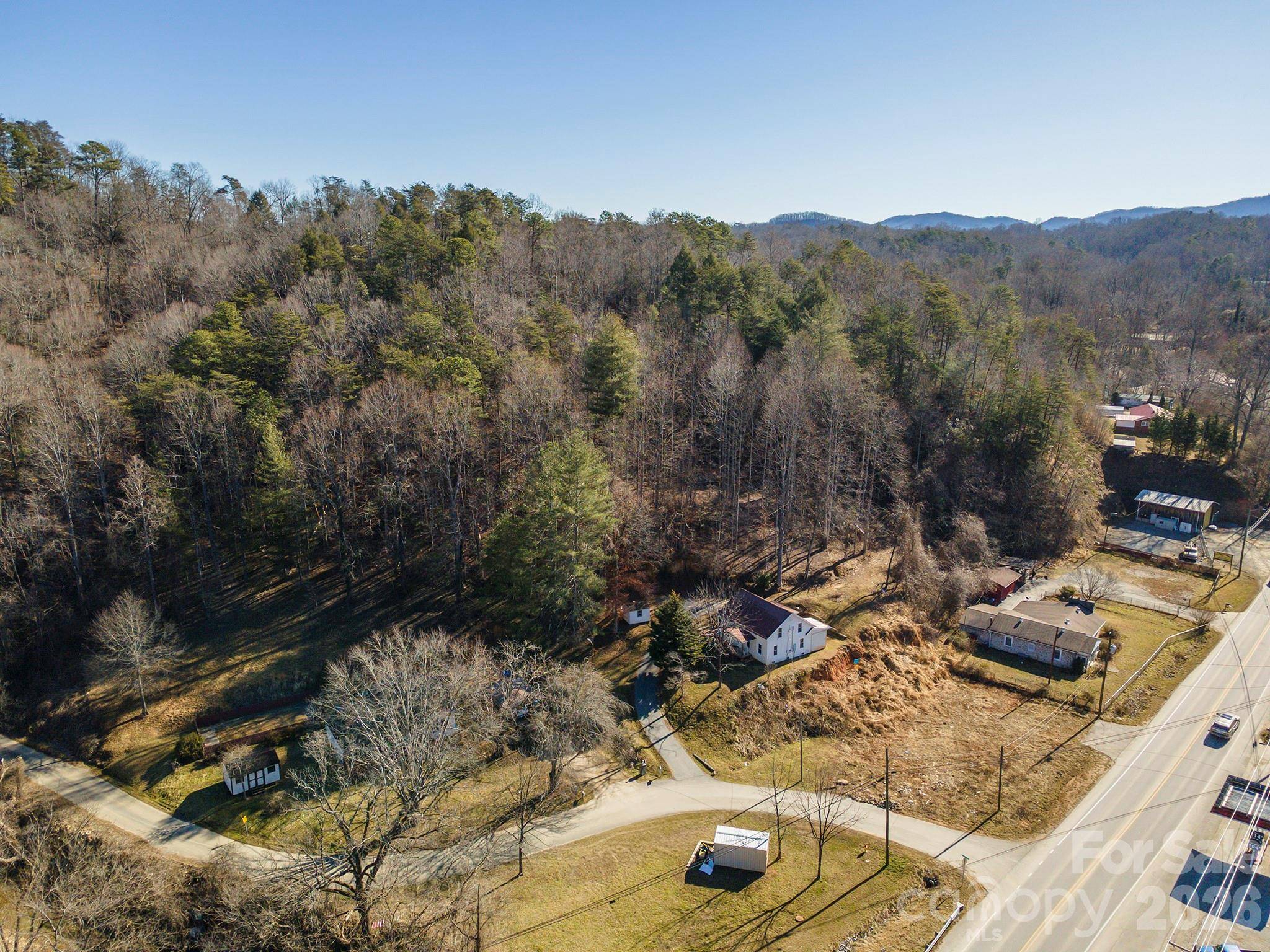 717 Bat Cave RD, Old Fort, NC 28762