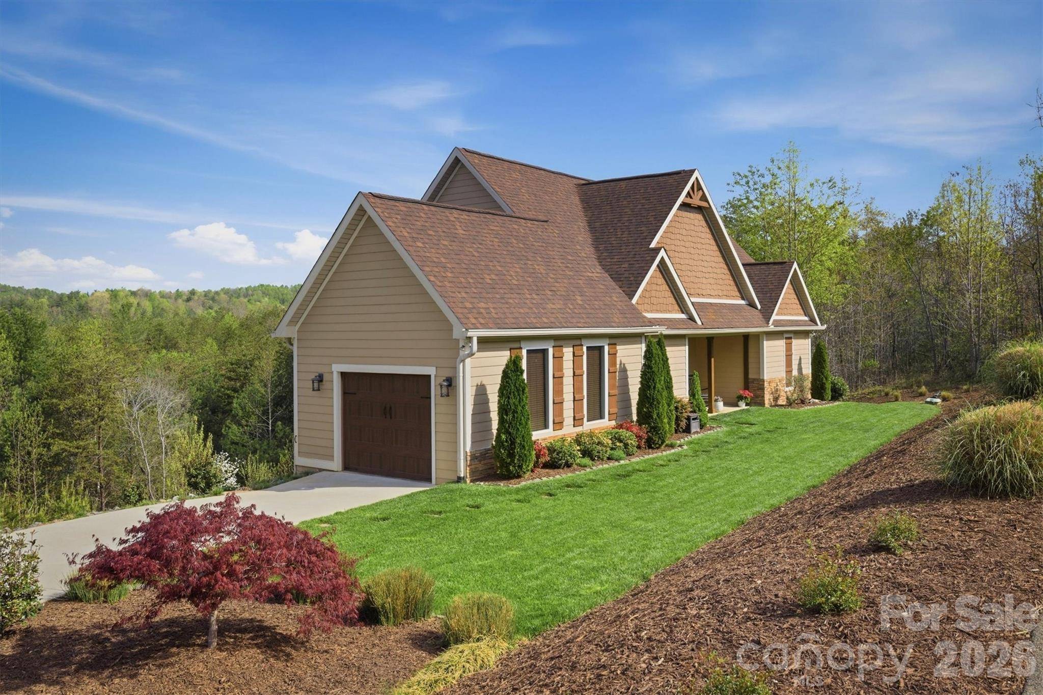1510 High Valley WAY, Lenoir, NC 28645
