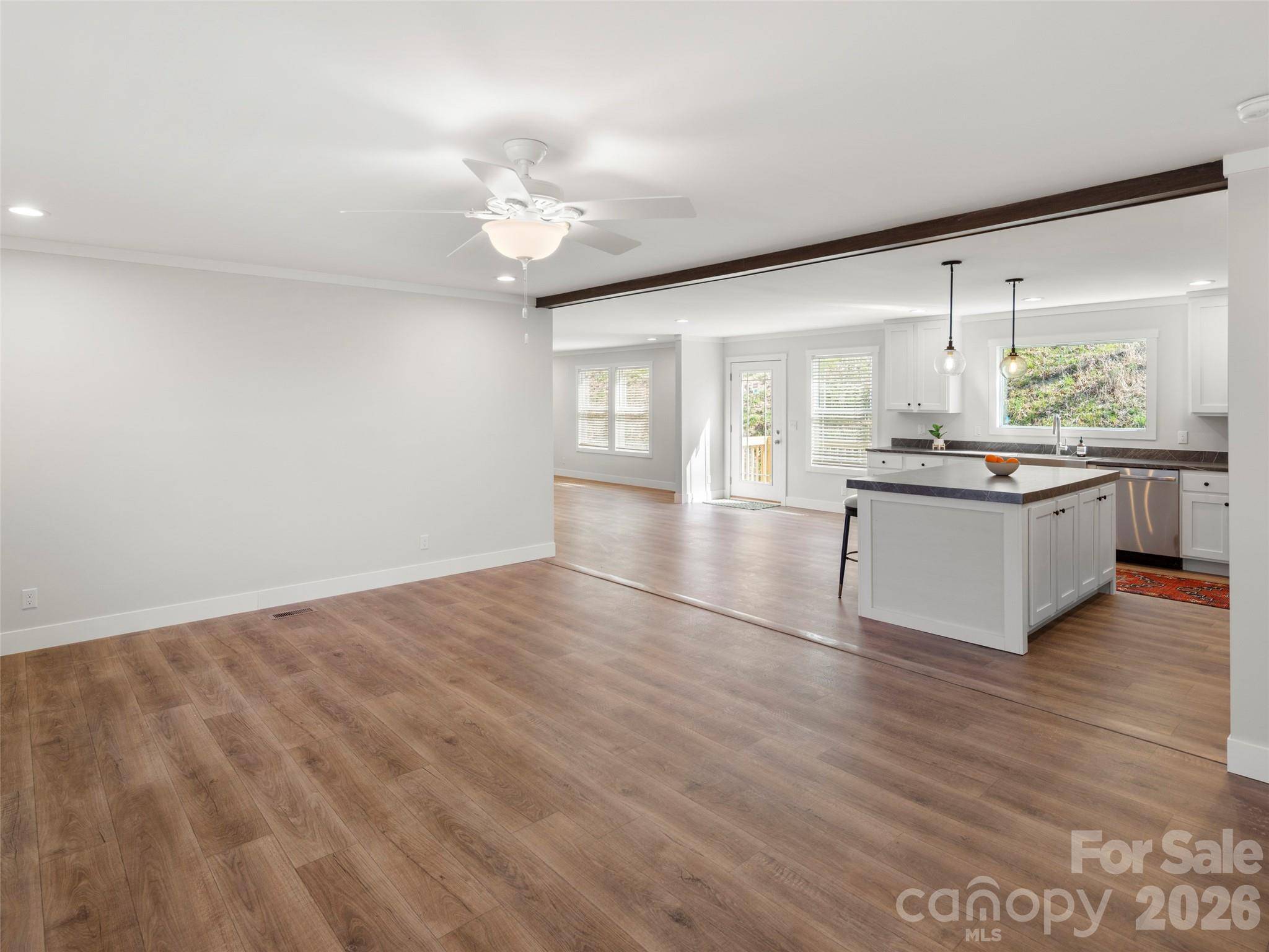 502 Hutch Mountain RD, Fletcher, NC 28732