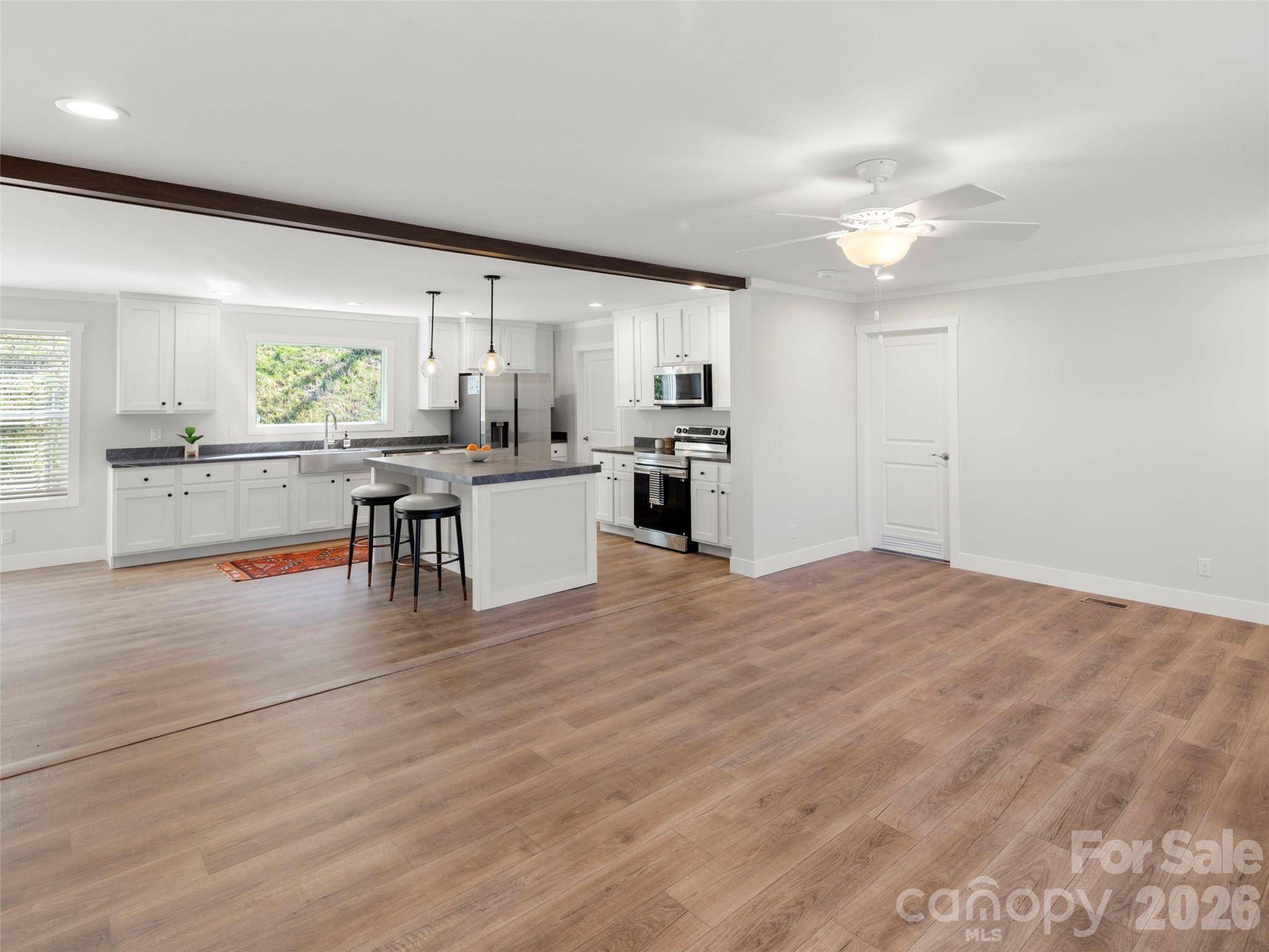 502 & 512 Hutch Mountain RD, Fletcher, NC 28732
