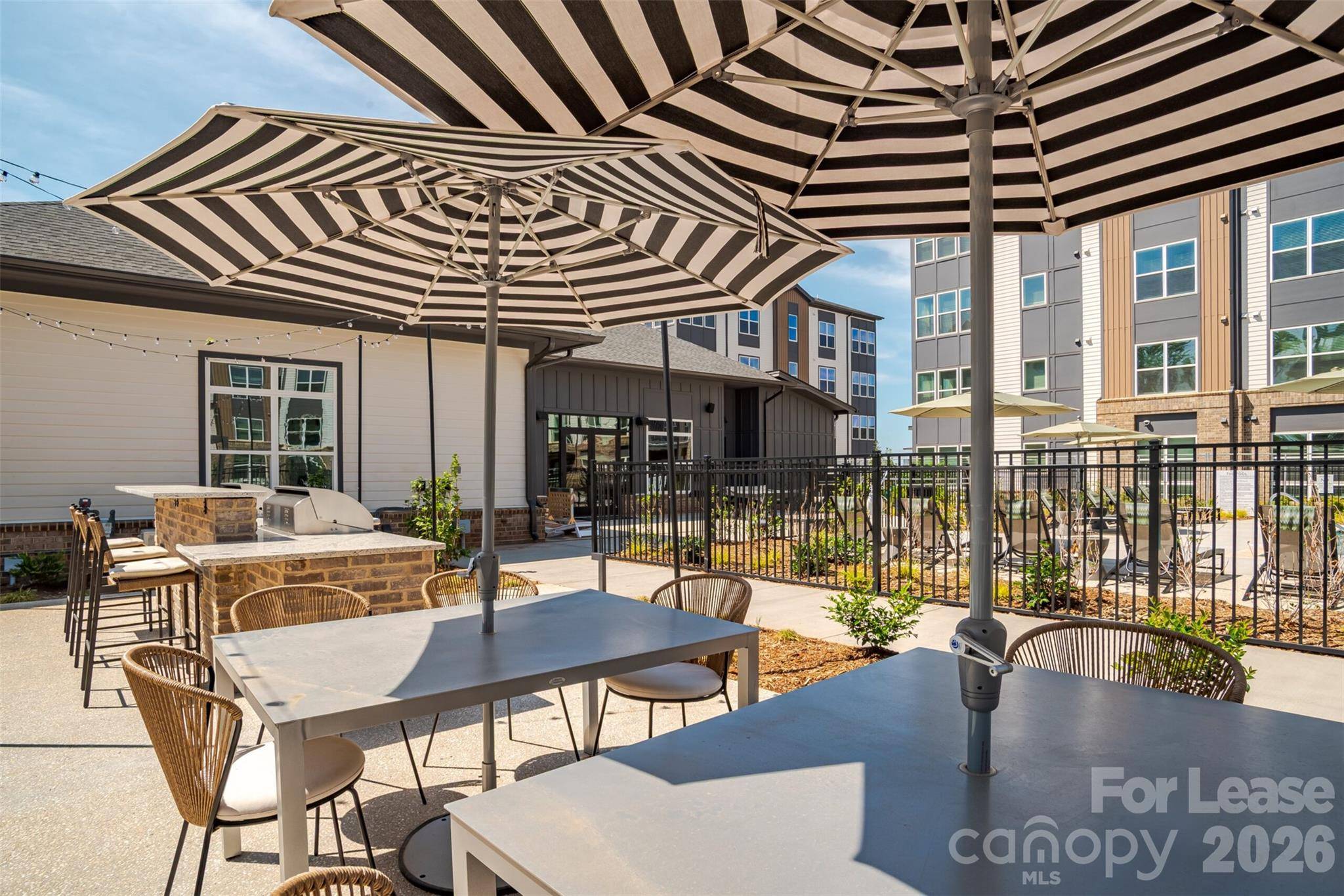 925 W Mallard Creek Church RD #B5, Charlotte, NC 28262