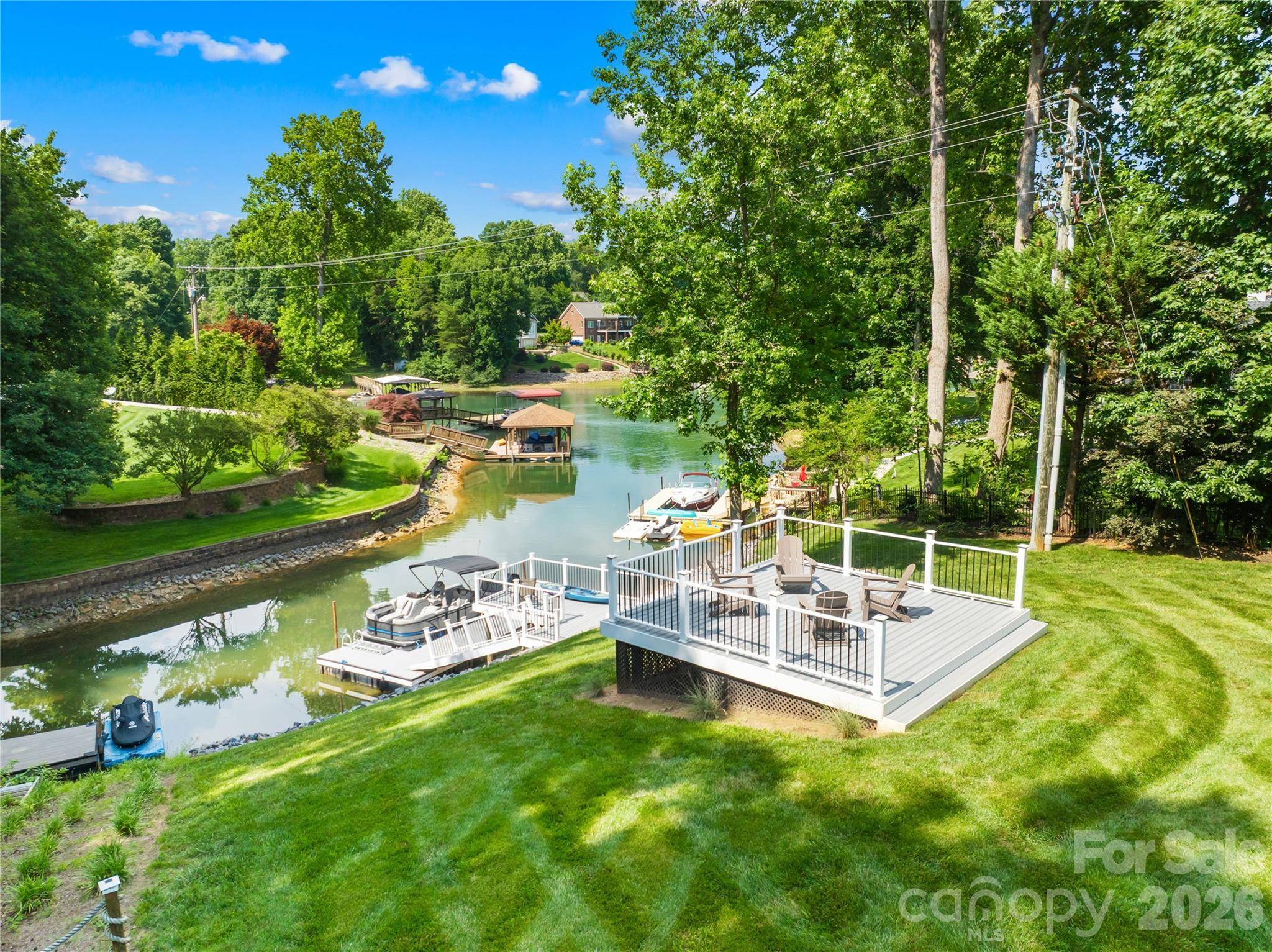 2474 Green Point LN, Denver, NC 28037