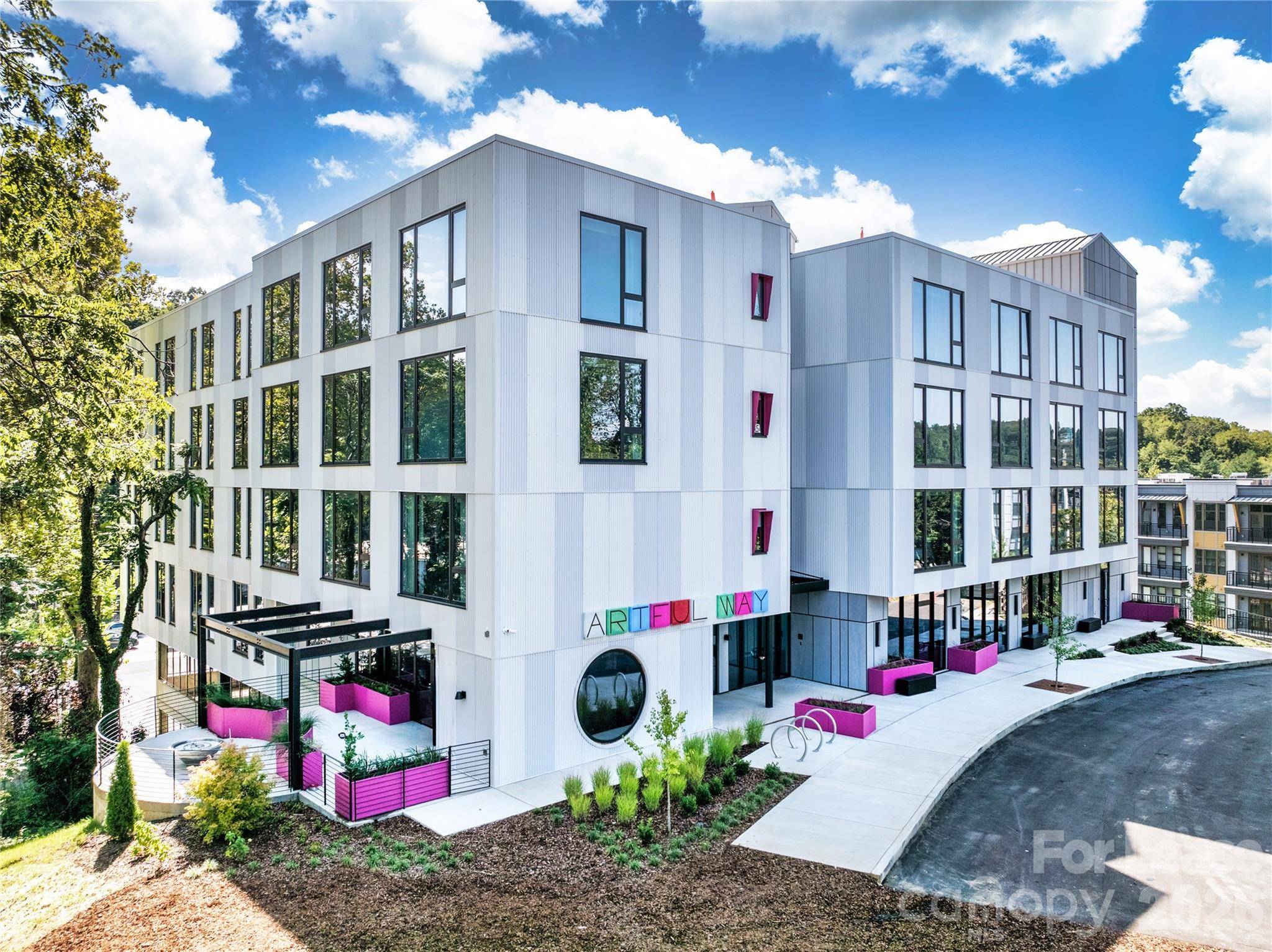 31 Artful WAY #303, Asheville, NC 28801
