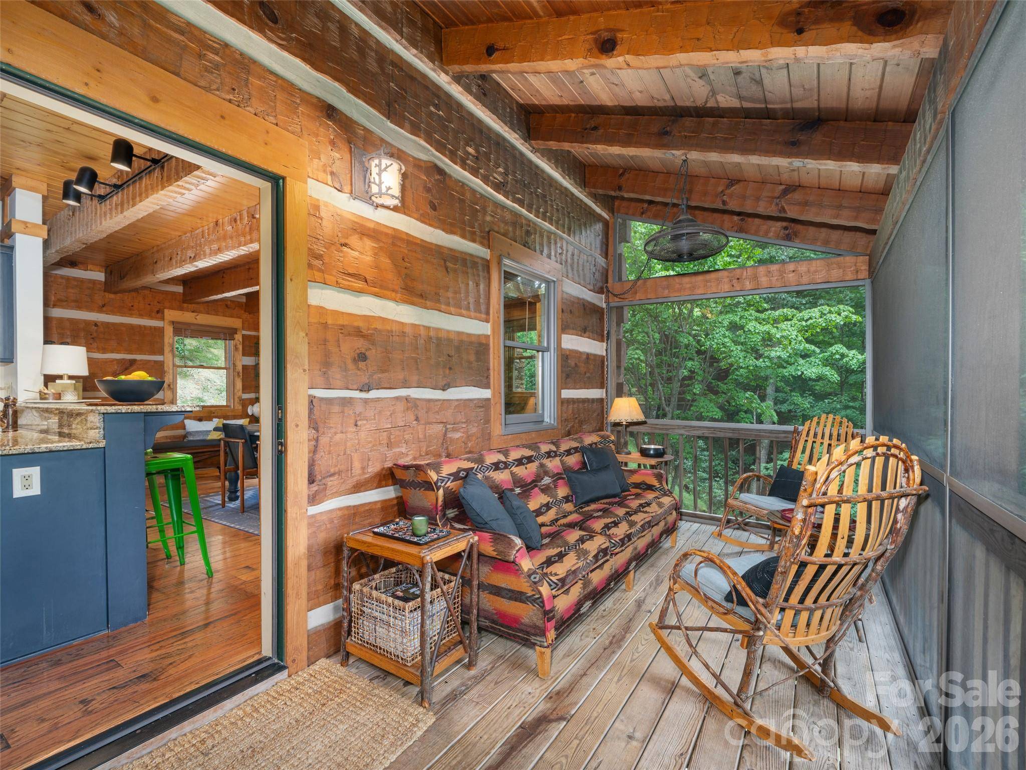 181 Grinnin Sun RD, Burnsville, NC 28714