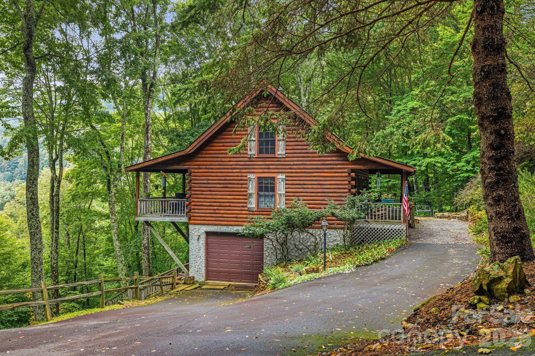 215 Goldenleaf RD, Mars Hill, NC 28754