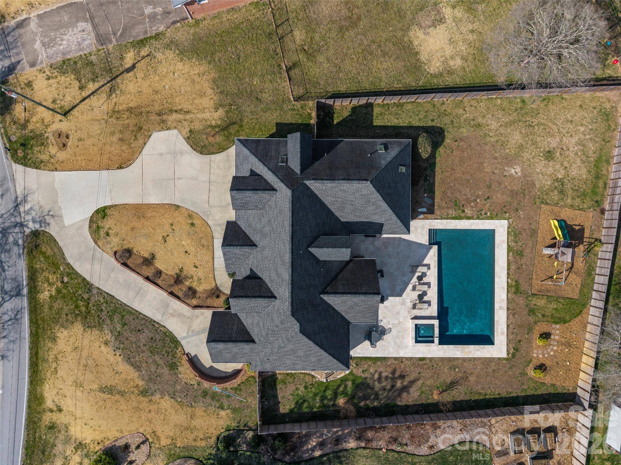 719 Neely RD, Brevard, NC 28712