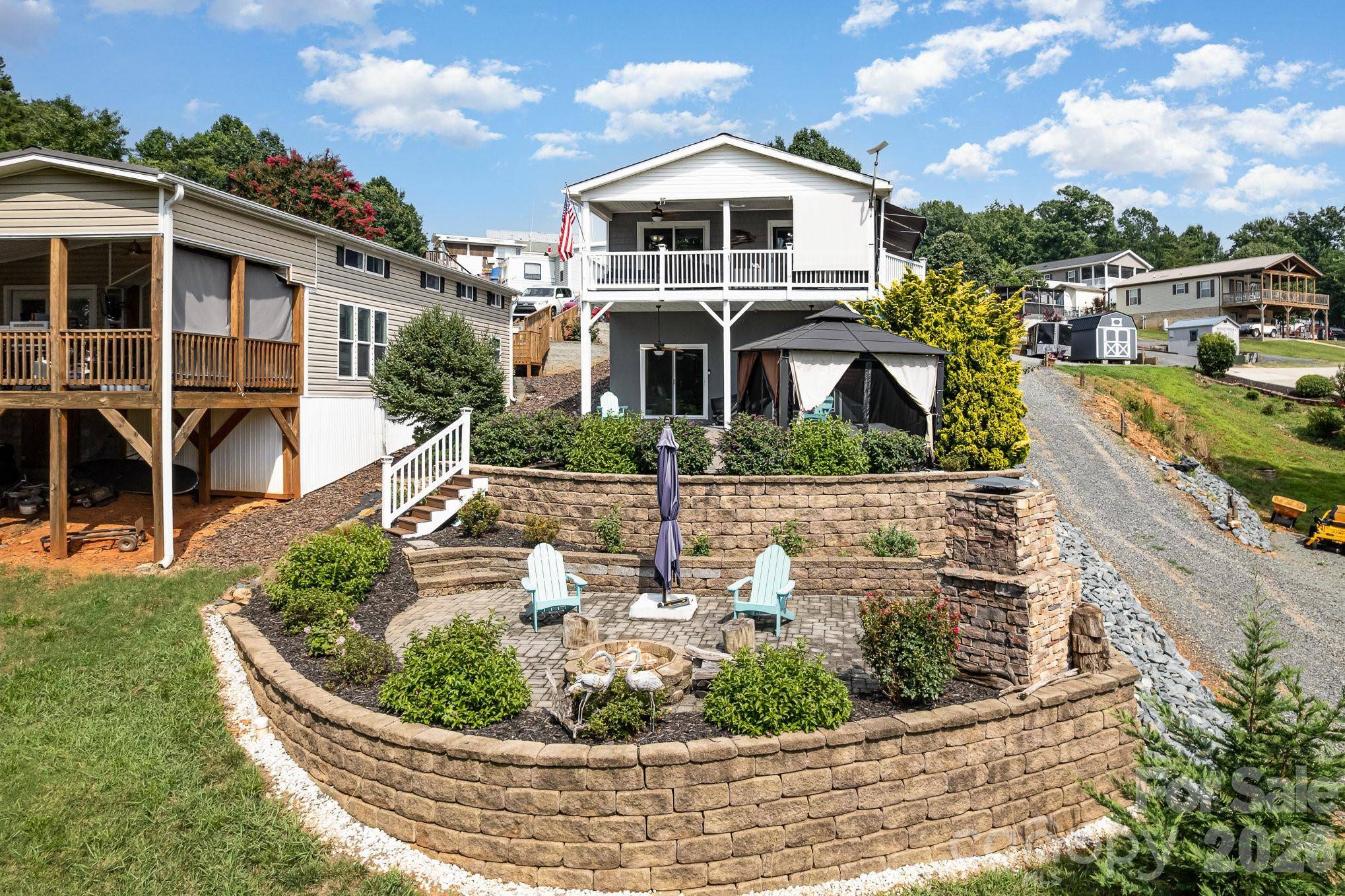 132 Eagle DR #B16, New London, NC 28127
