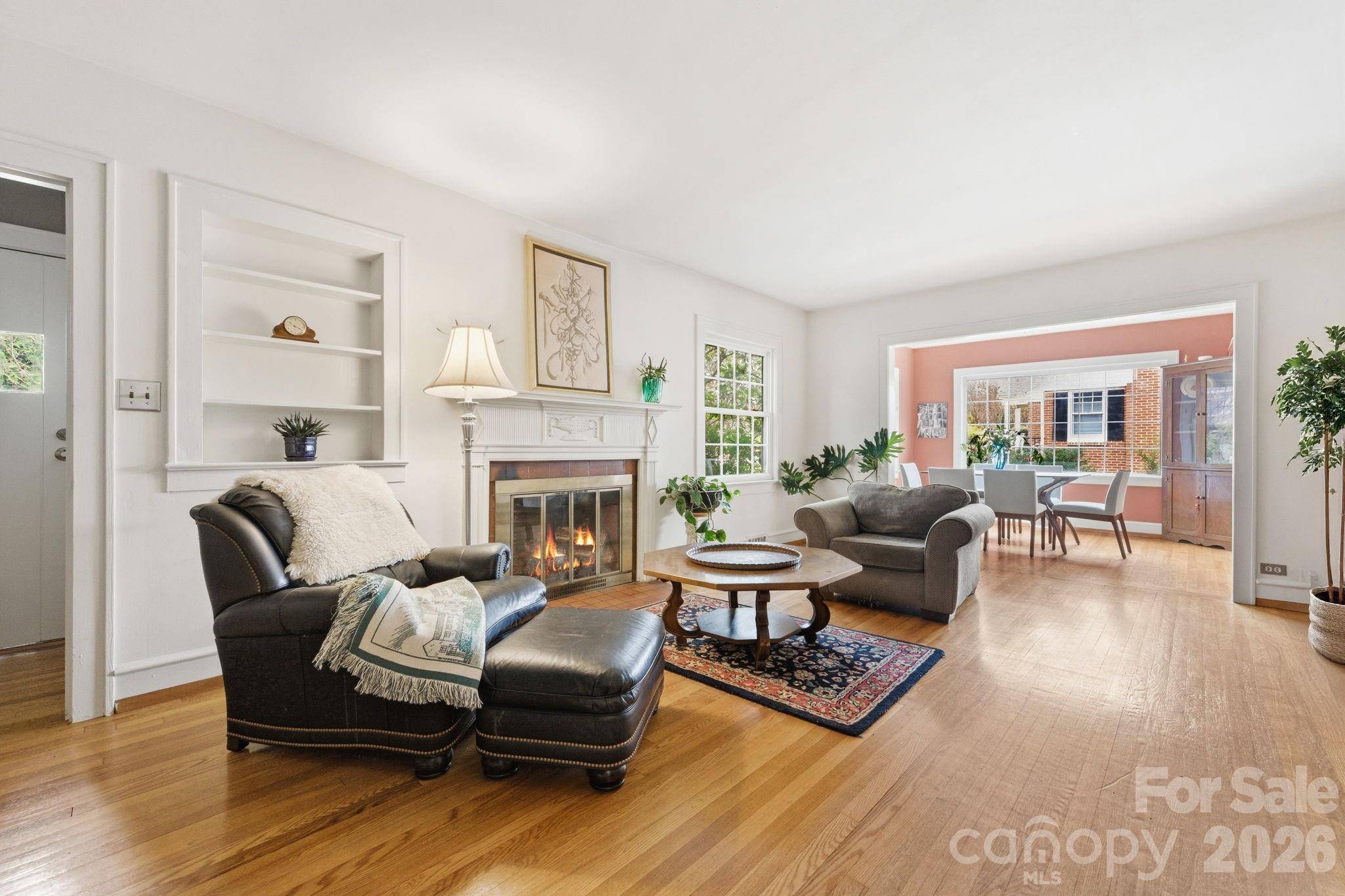 25 Bear Creek RD, Asheville, NC 28806