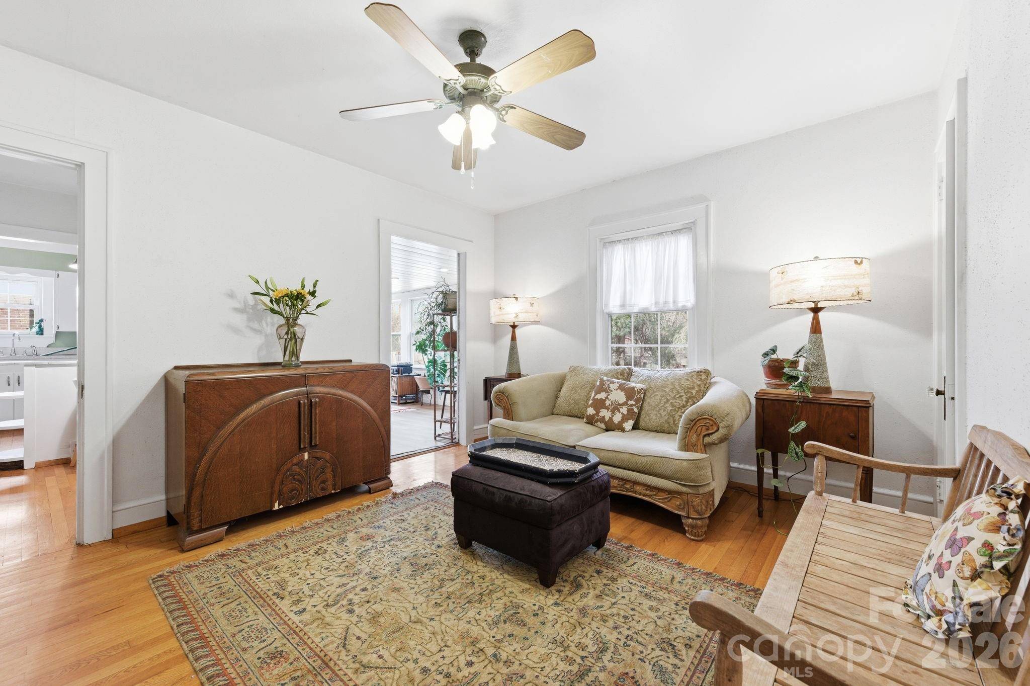 25 Bear Creek RD, Asheville, NC 28806