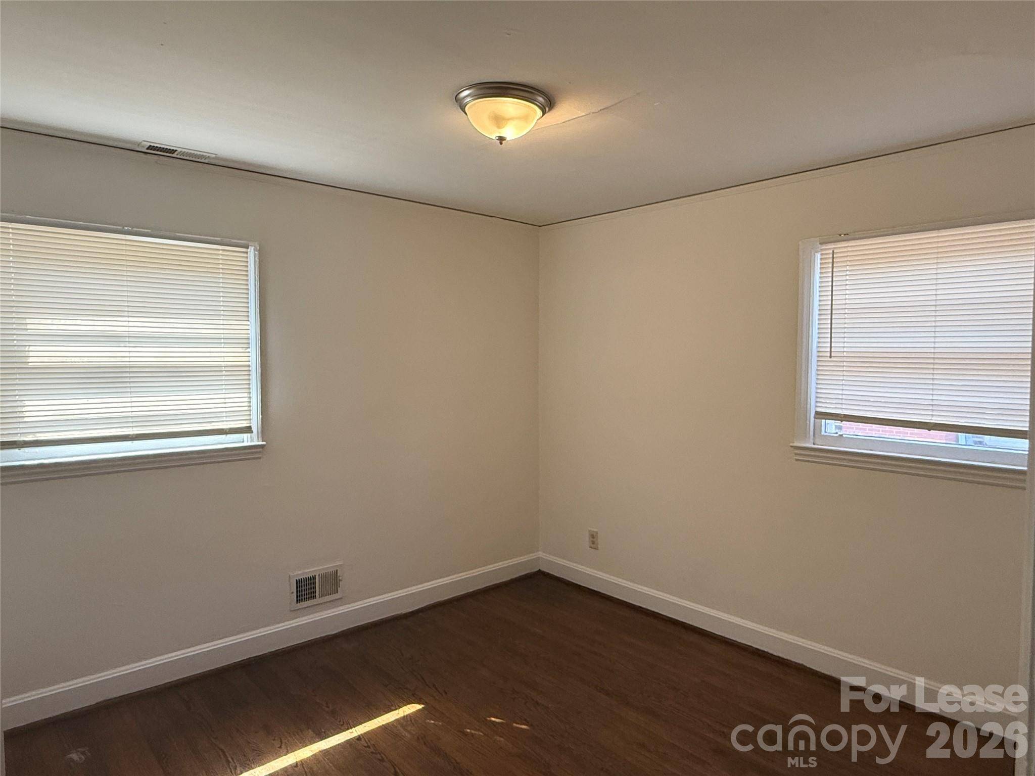 3104 Creighton DR, Charlotte, NC 28205